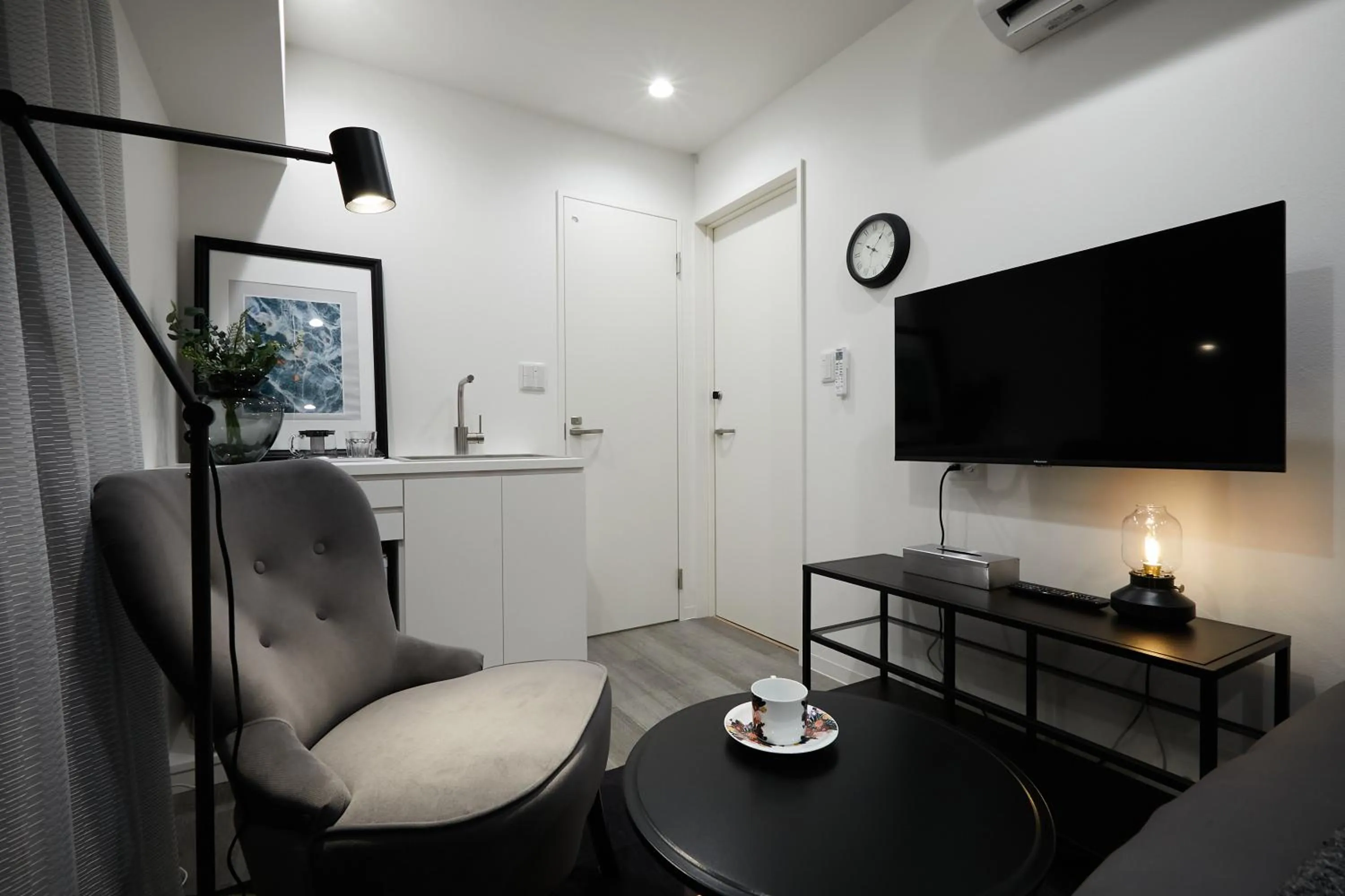 TV and multimedia in Designers Hotel Siesta