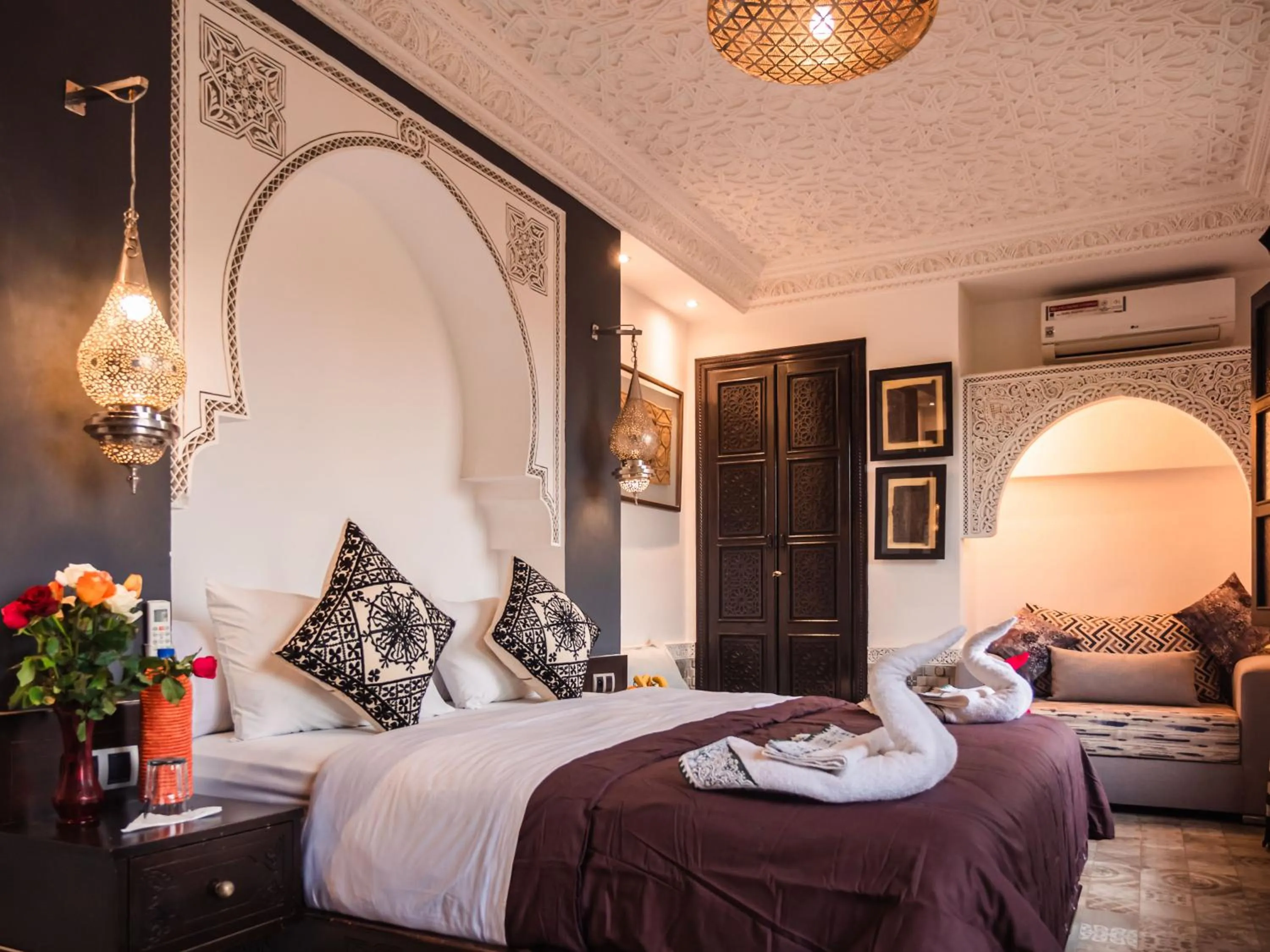 Bed in Riad Zagouda