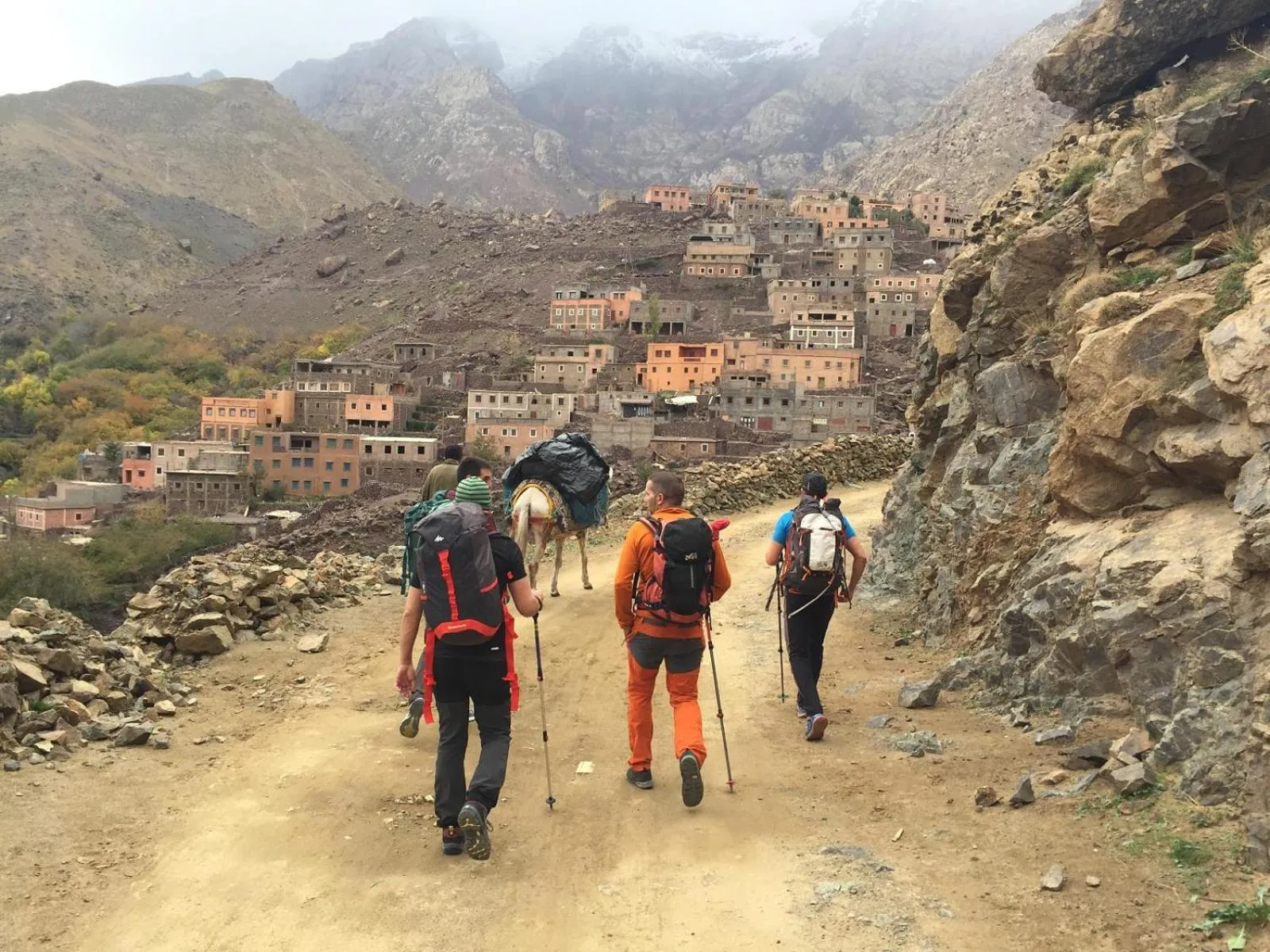 Hiking in Riad Zagouda