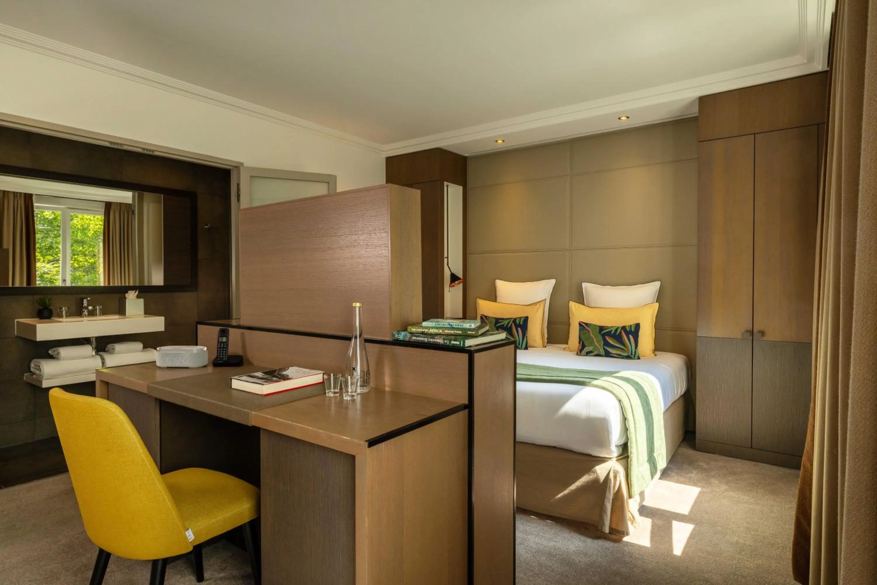 Bedroom, Bed in Hotel Villa Saxe Eiffel