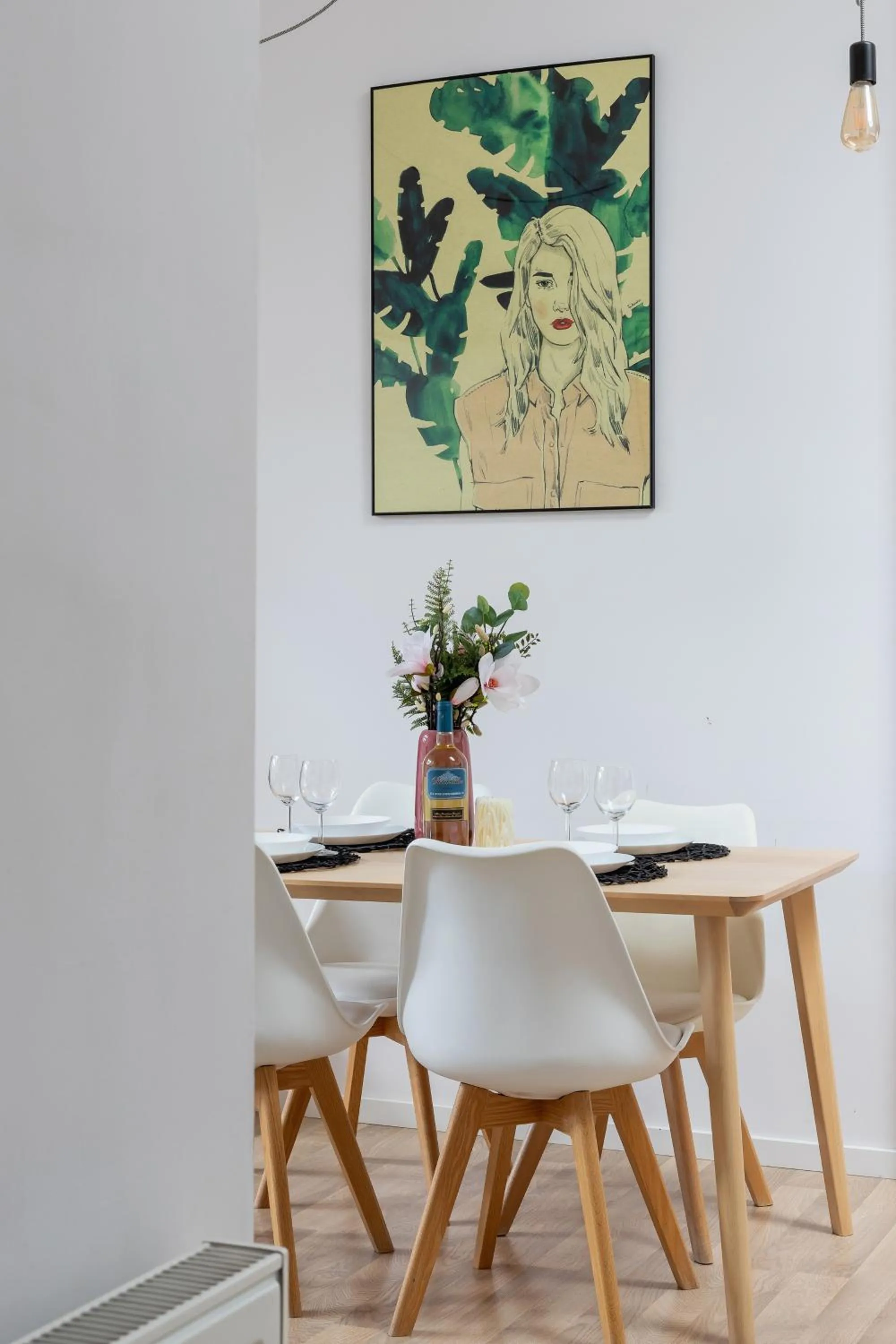 Dining area in Apartments Dietla Cracow by Noclegi Renters