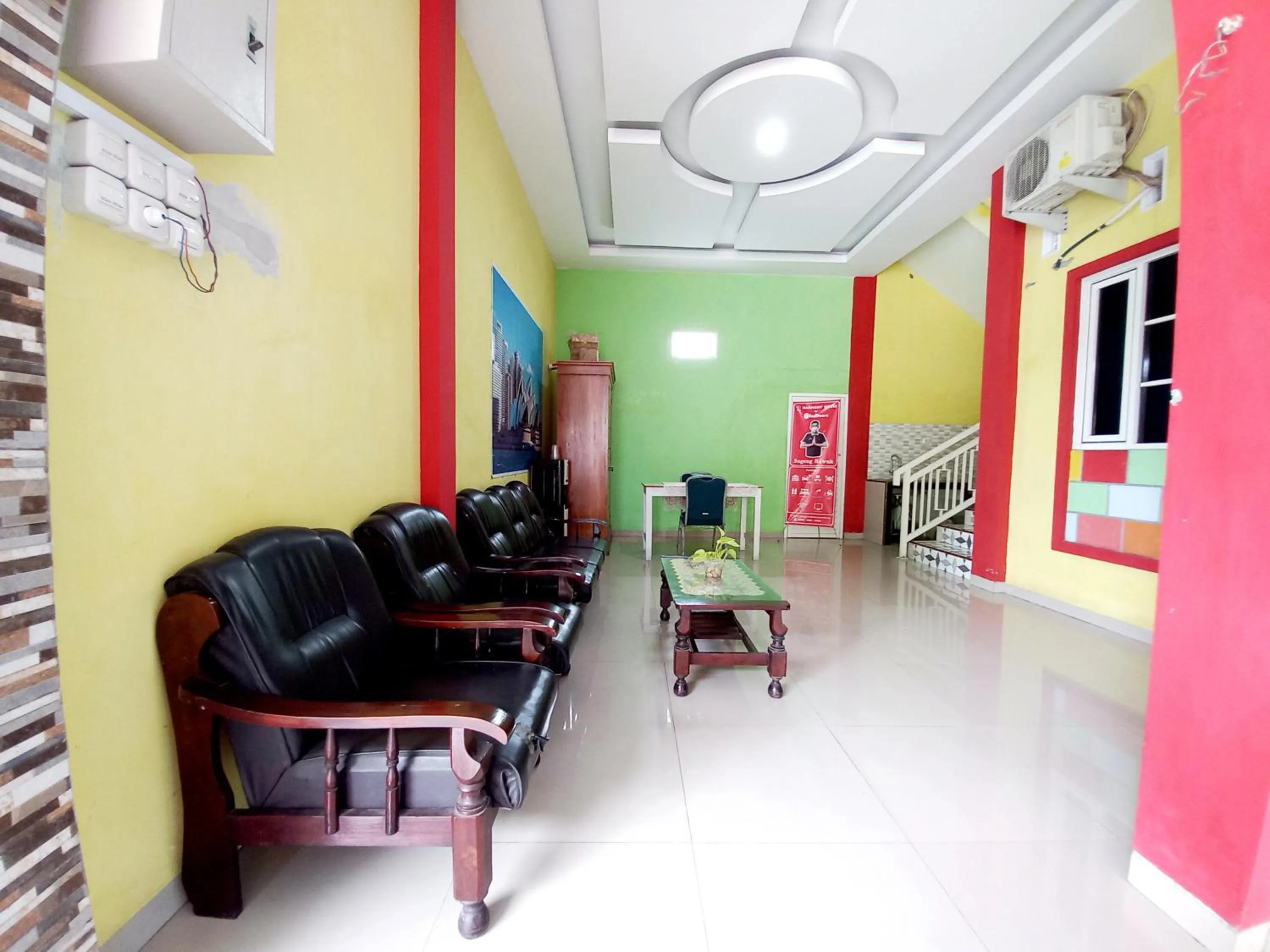 Harmony House Syariah near Alun Alun Pati Mitra RedDoorz