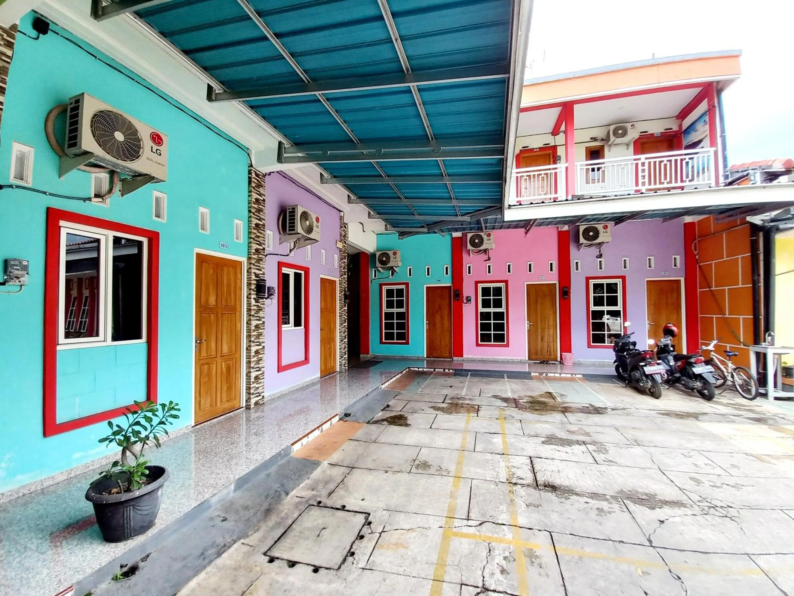 Harmony House Syariah near Alun Alun Pati Mitra RedDoorz