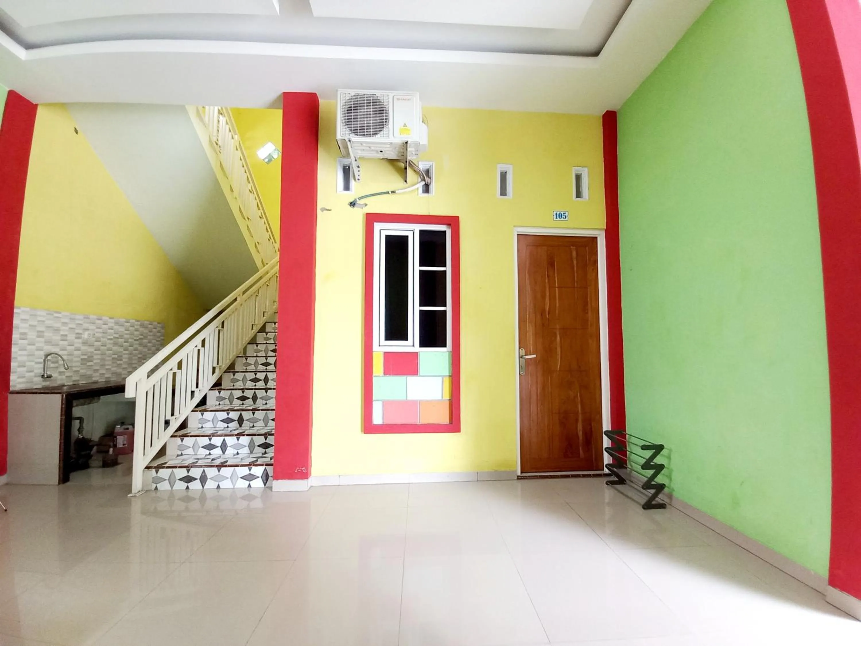 Harmony House Syariah near Alun Alun Pati Mitra RedDoorz