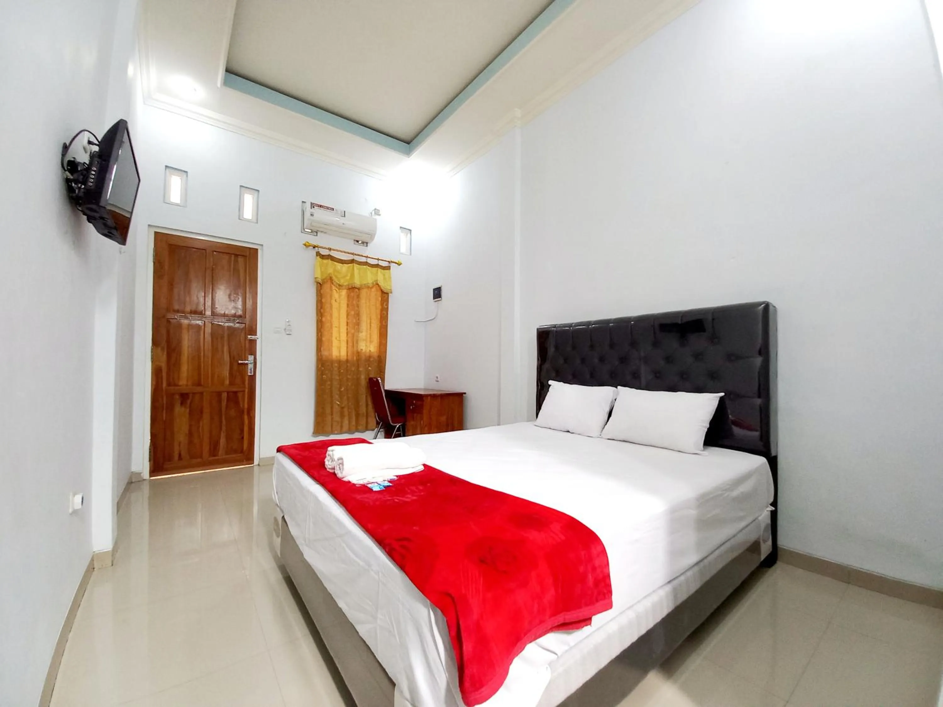 Bed in Harmony House Syariah near Alun Alun Pati Mitra RedDoorz