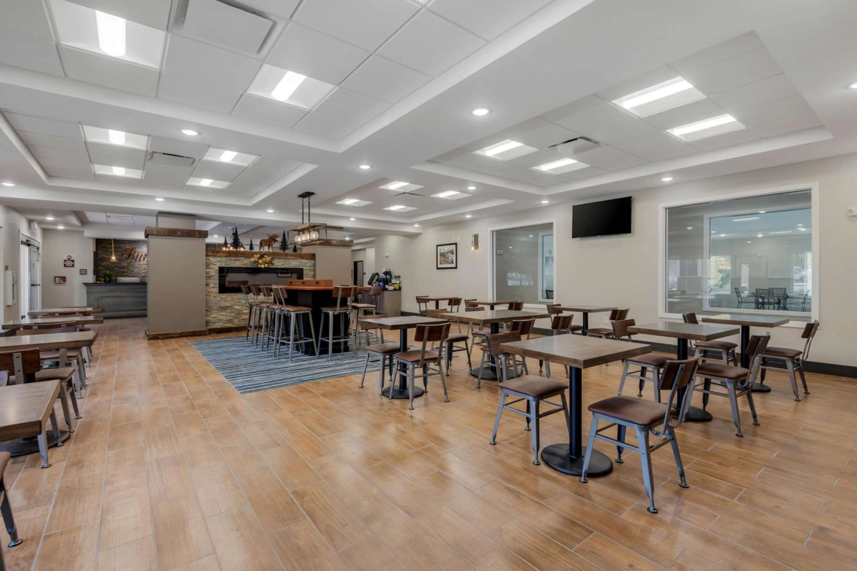 Breakfast in Best Western Plus Rumford Falls