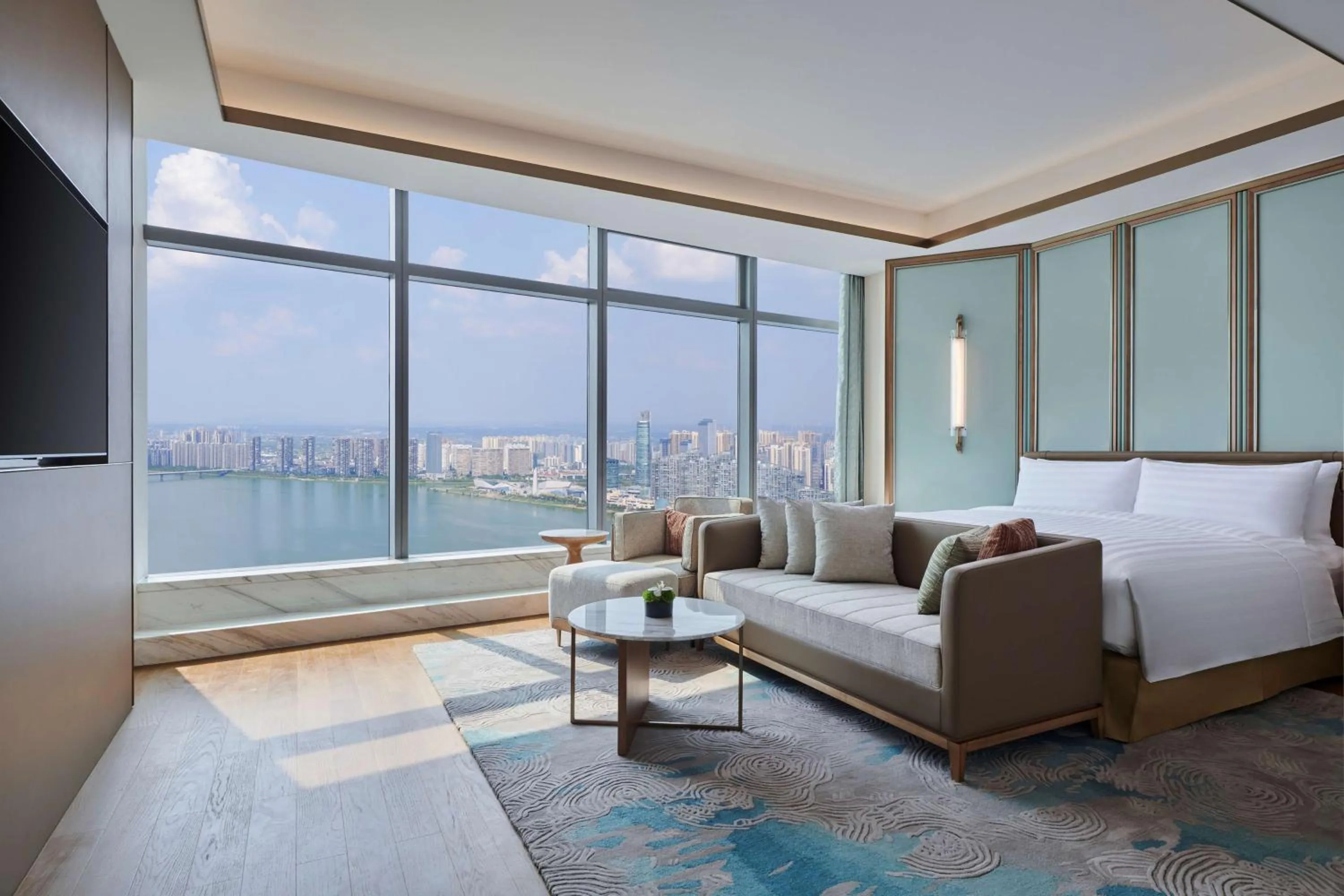 Living room in Hilton Changsha Riverside