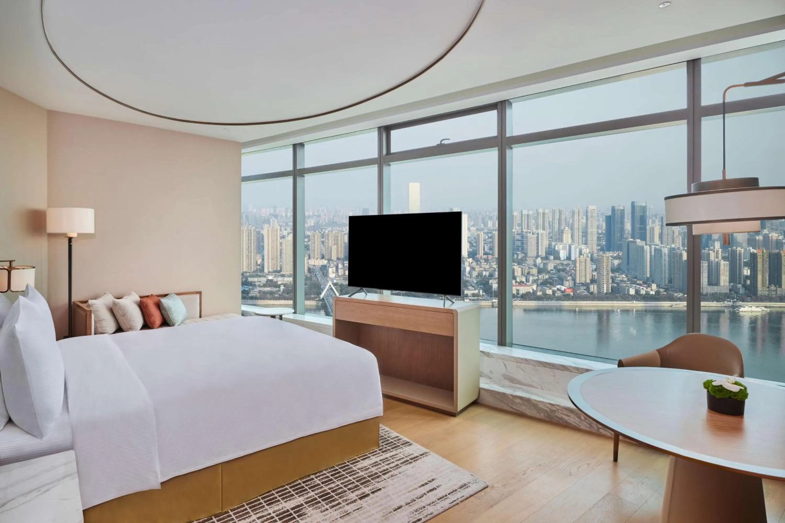 Bedroom in Hilton Changsha Riverside