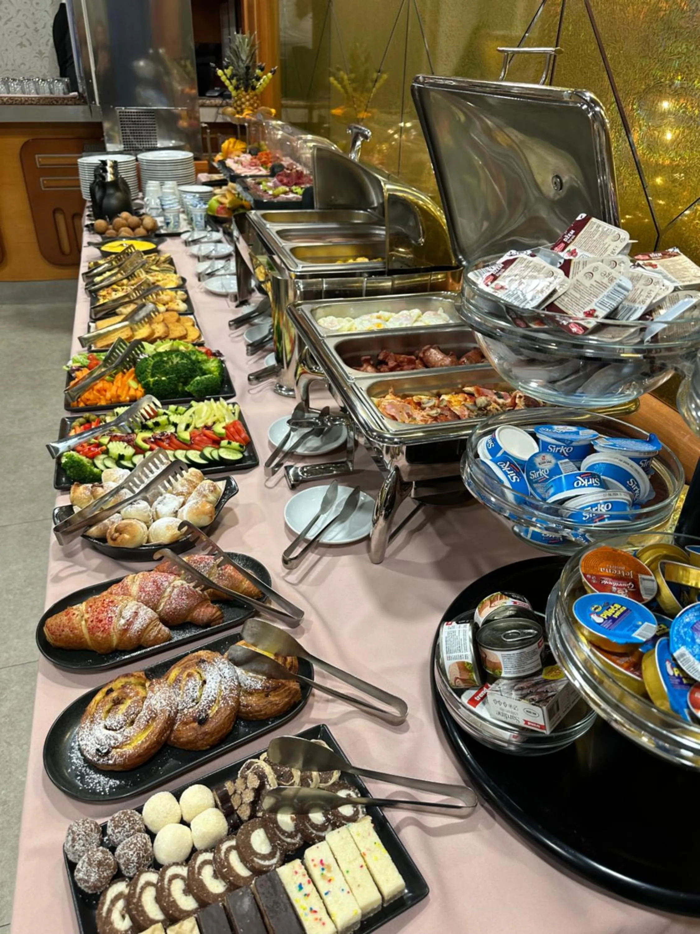 Breakfast in Hotel Vidović