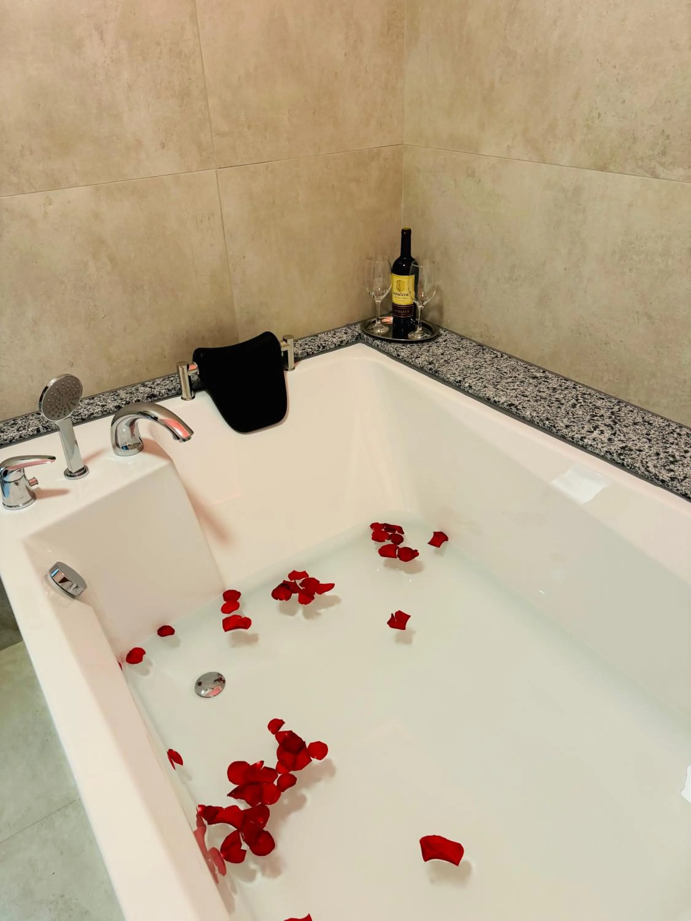 Bath in Hotel Vidović