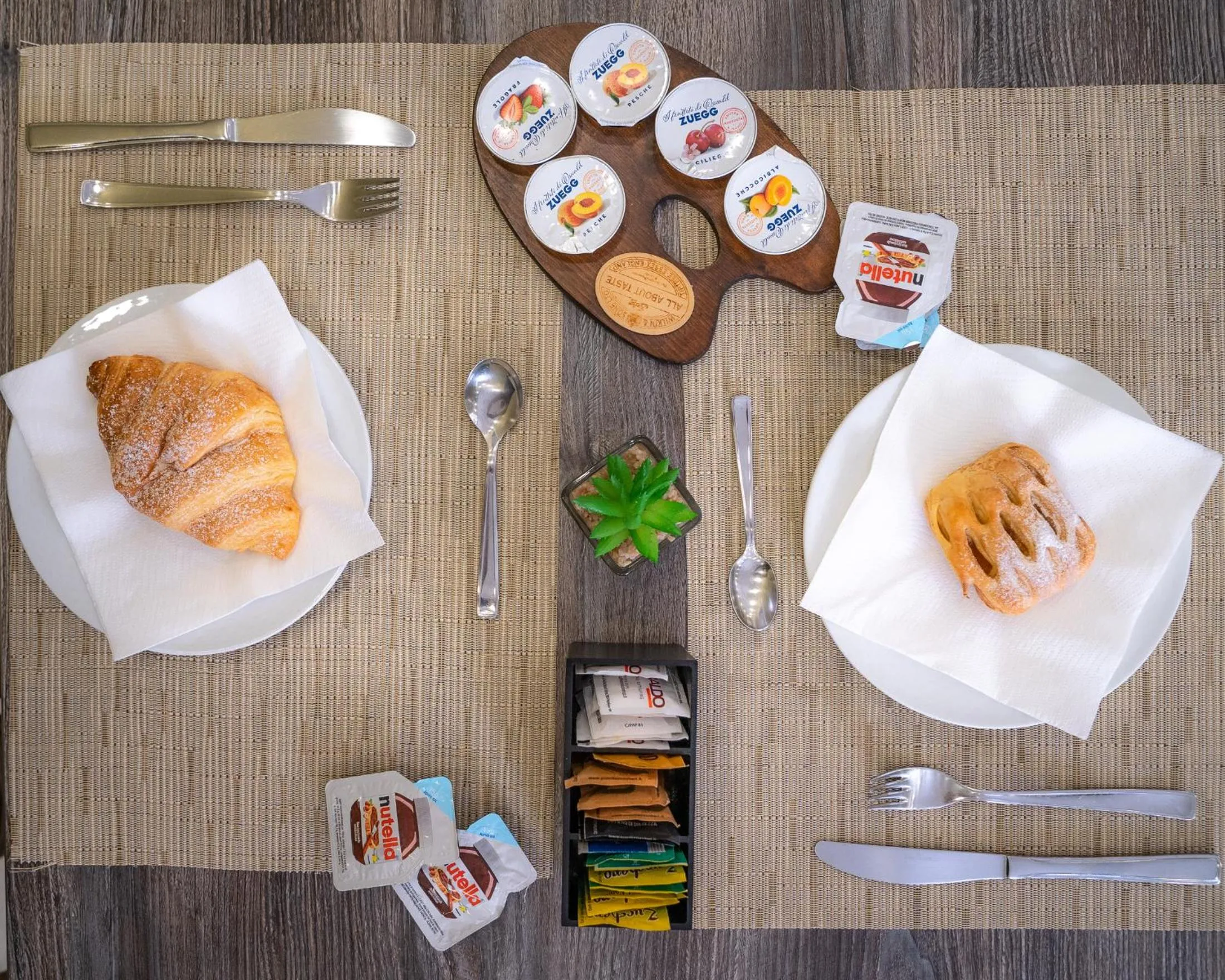 Breakfast in Sweet Central Hotel