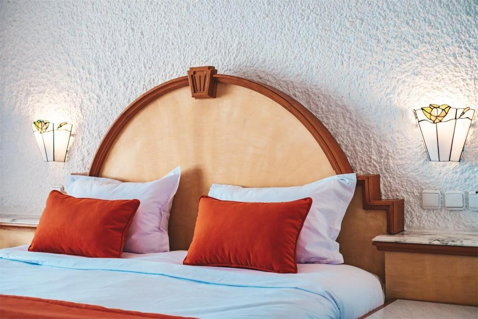 Bed in Kanta Resort and Spa