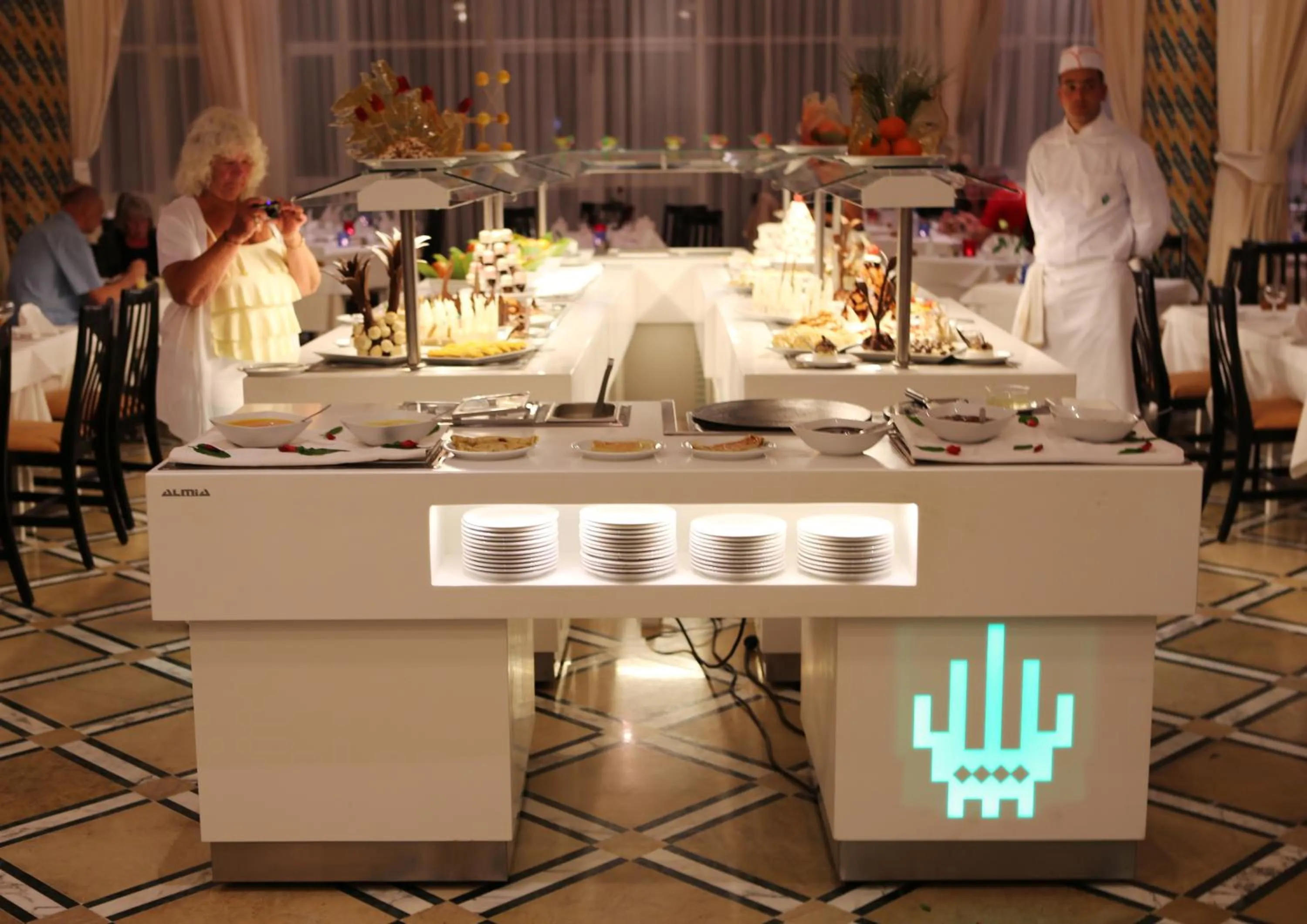 Restaurant/places to eat in Kanta Resort and Spa