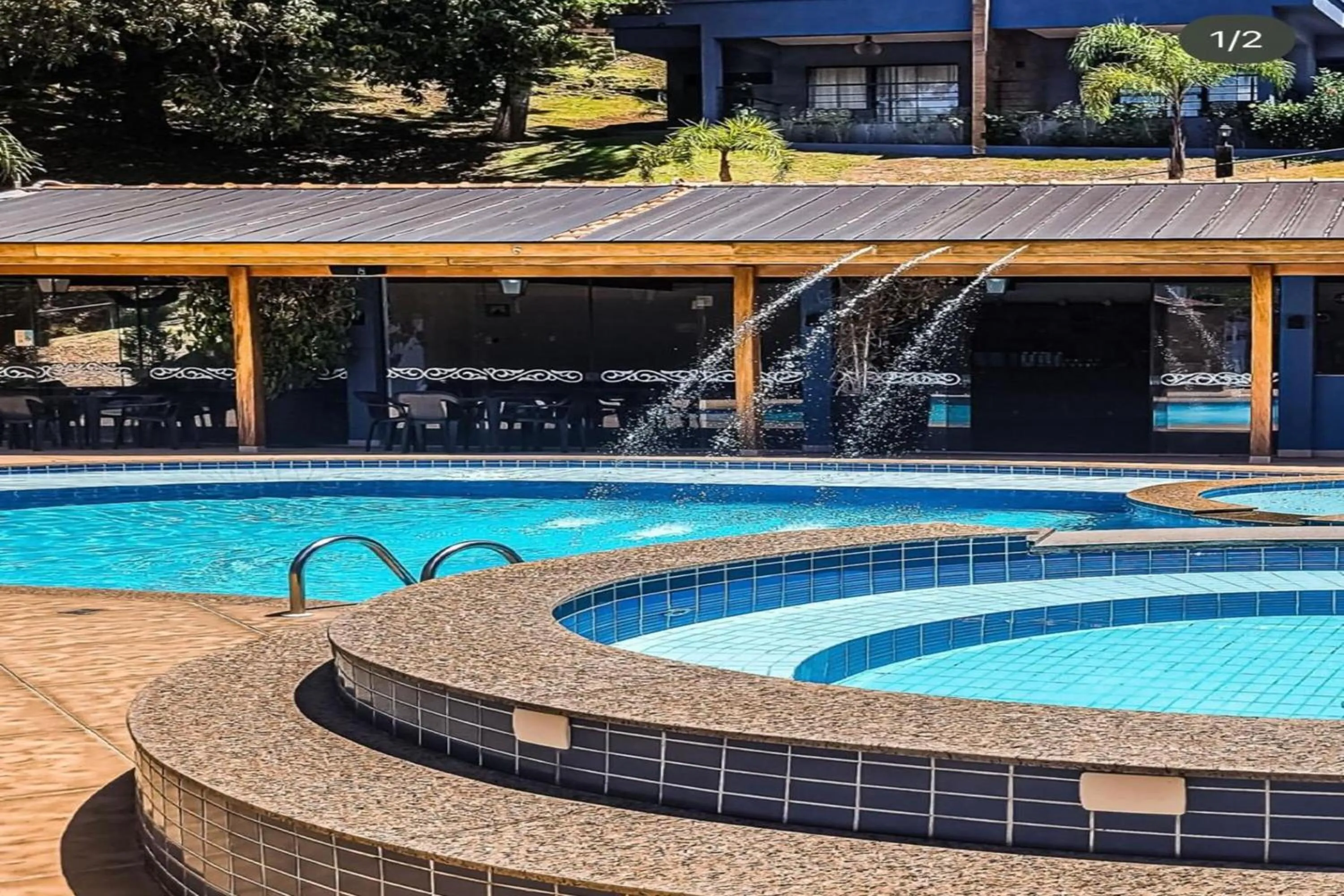 Pool view in Pousada Recanto da Cascata