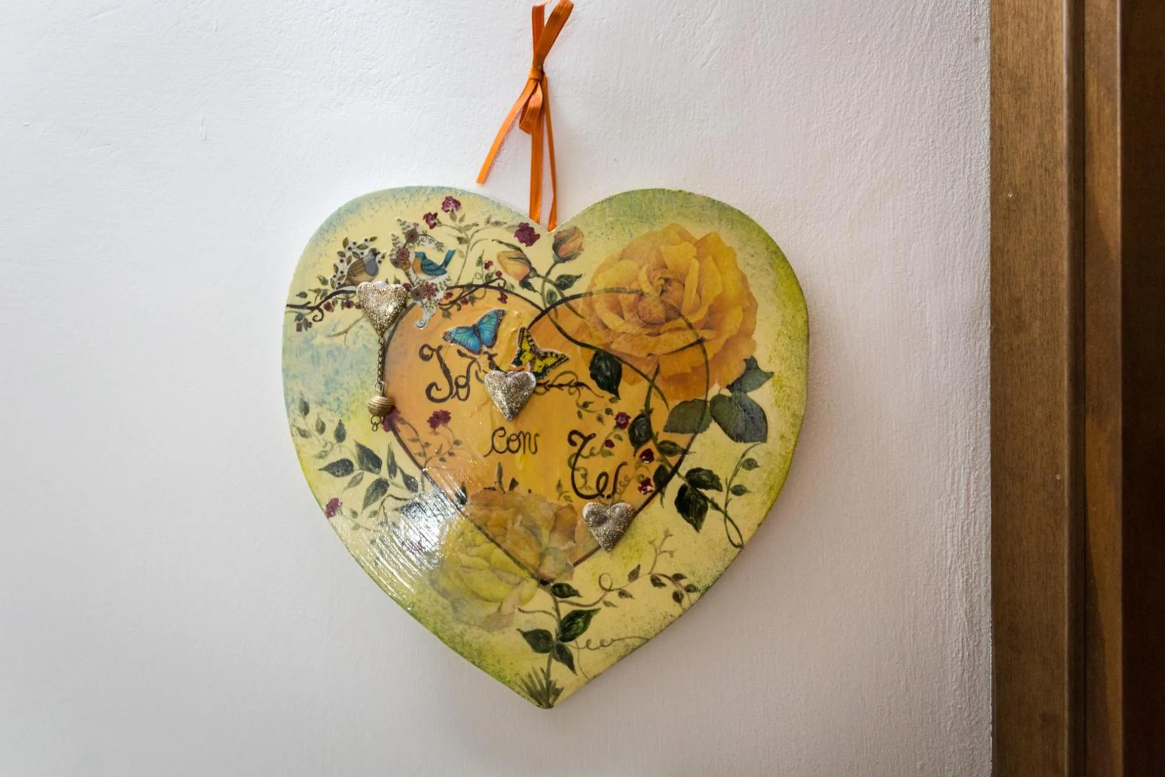 Decorative detail in Bed and Breakfast A casa delle Fate