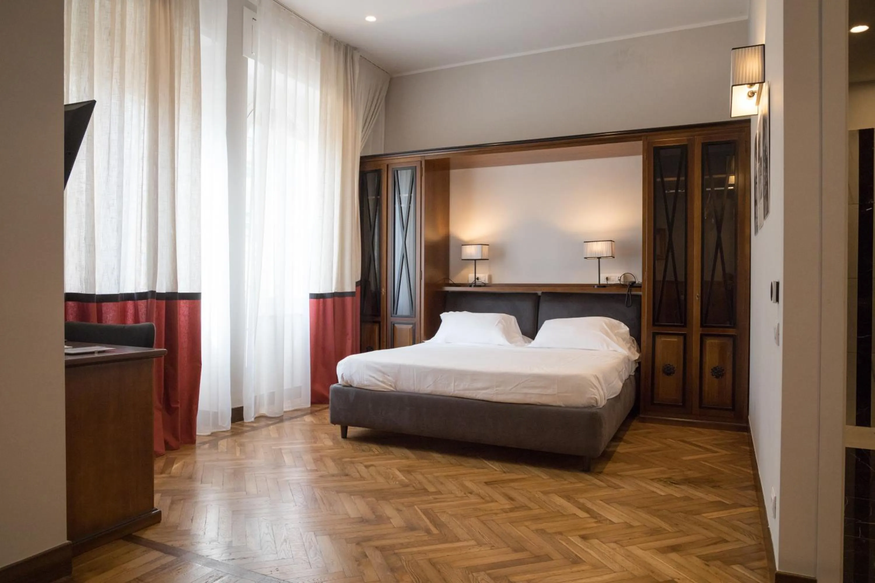 Photo of the whole room, Bed in Hotel Villa Alberti Portofino Land