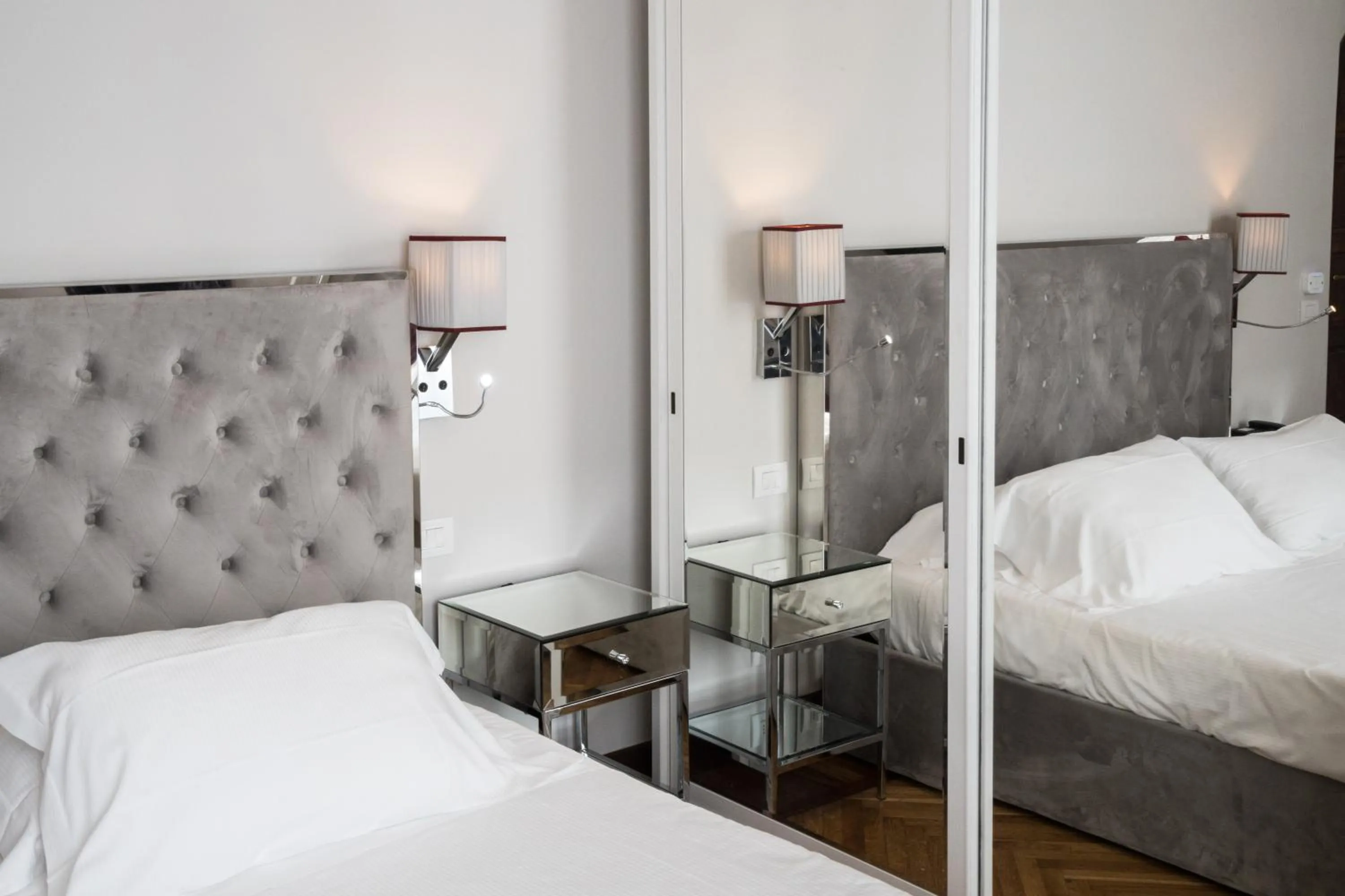 Photo of the whole room, Bed in Hotel Villa Alberti Portofino Land