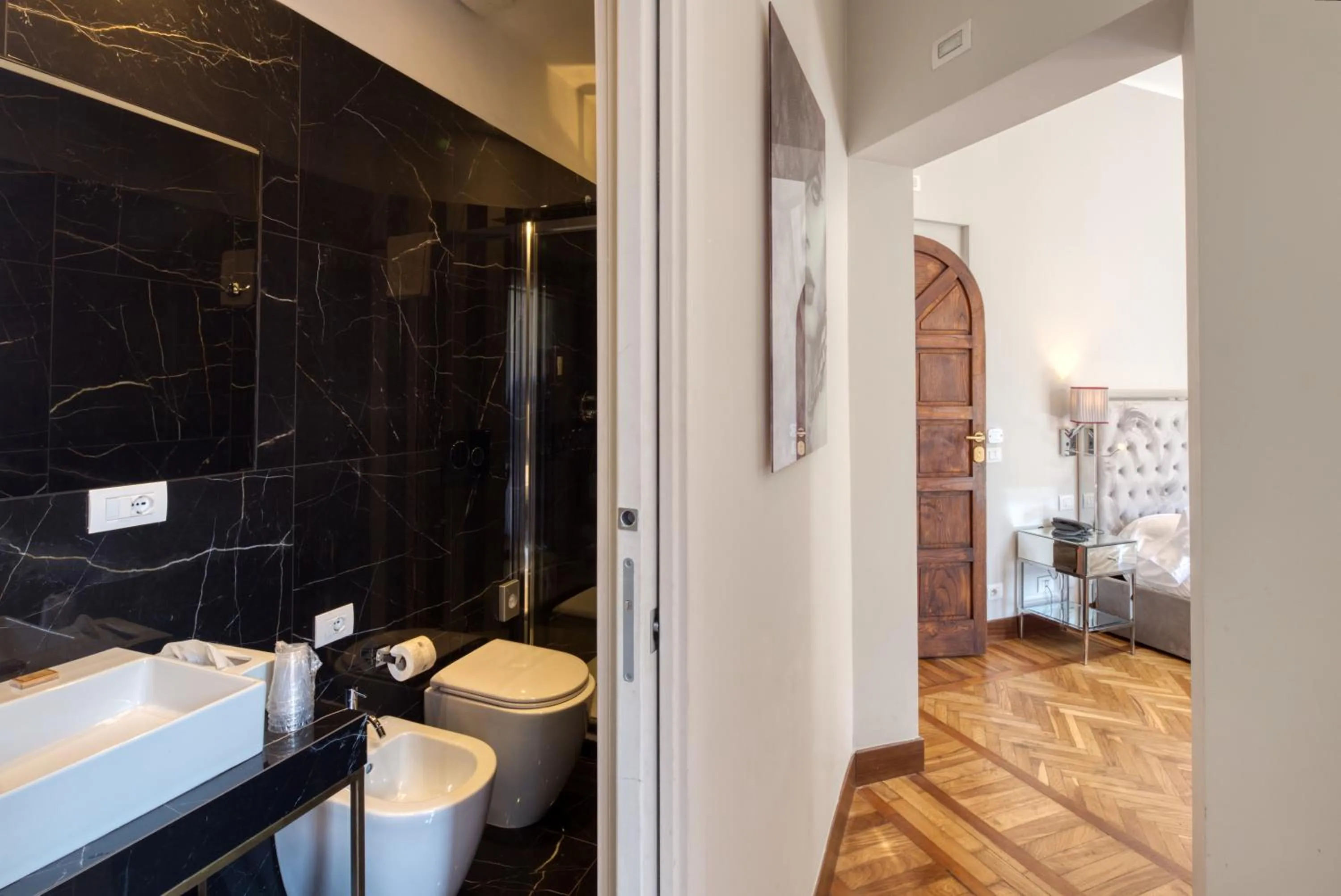 Shower in Hotel Villa Alberti Portofino Land