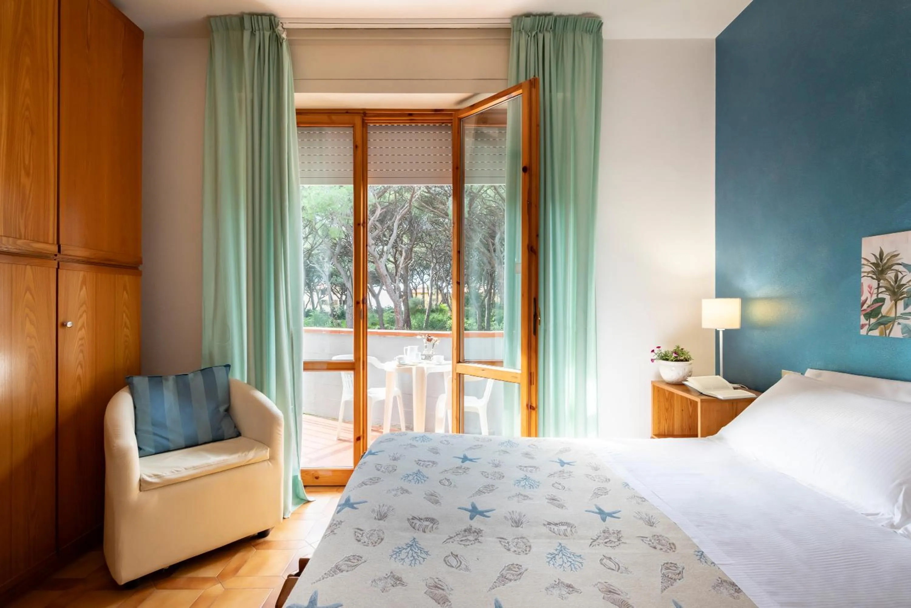 Bed in Hotel Parco dei Pini - 100mt dal Mare