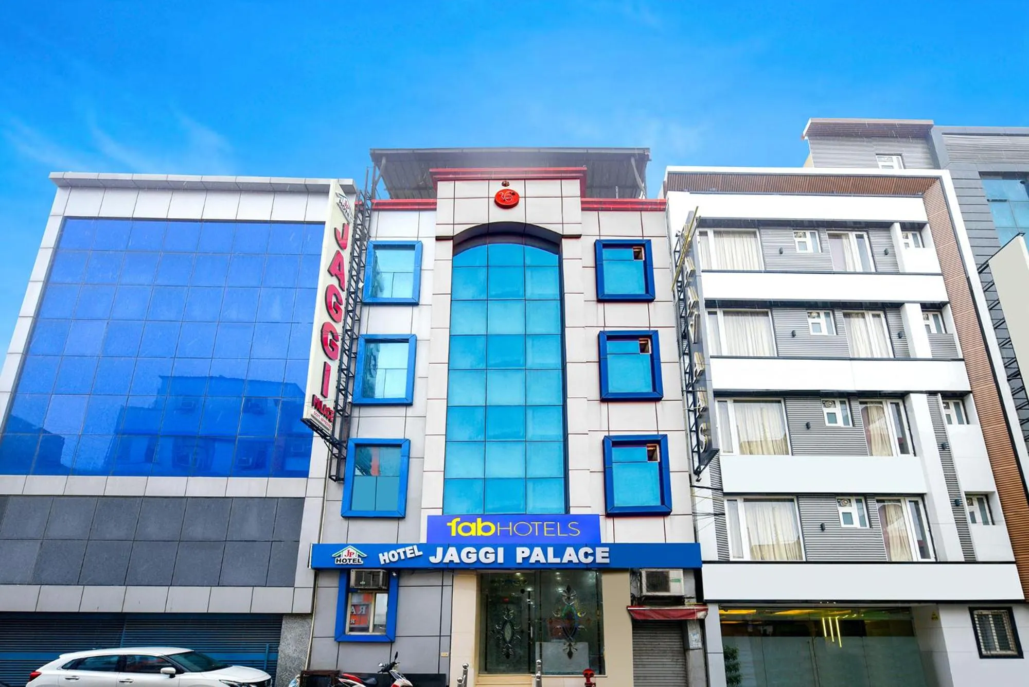 Facade/entrance in FabHotel Jaggi Palace Karol Bagh