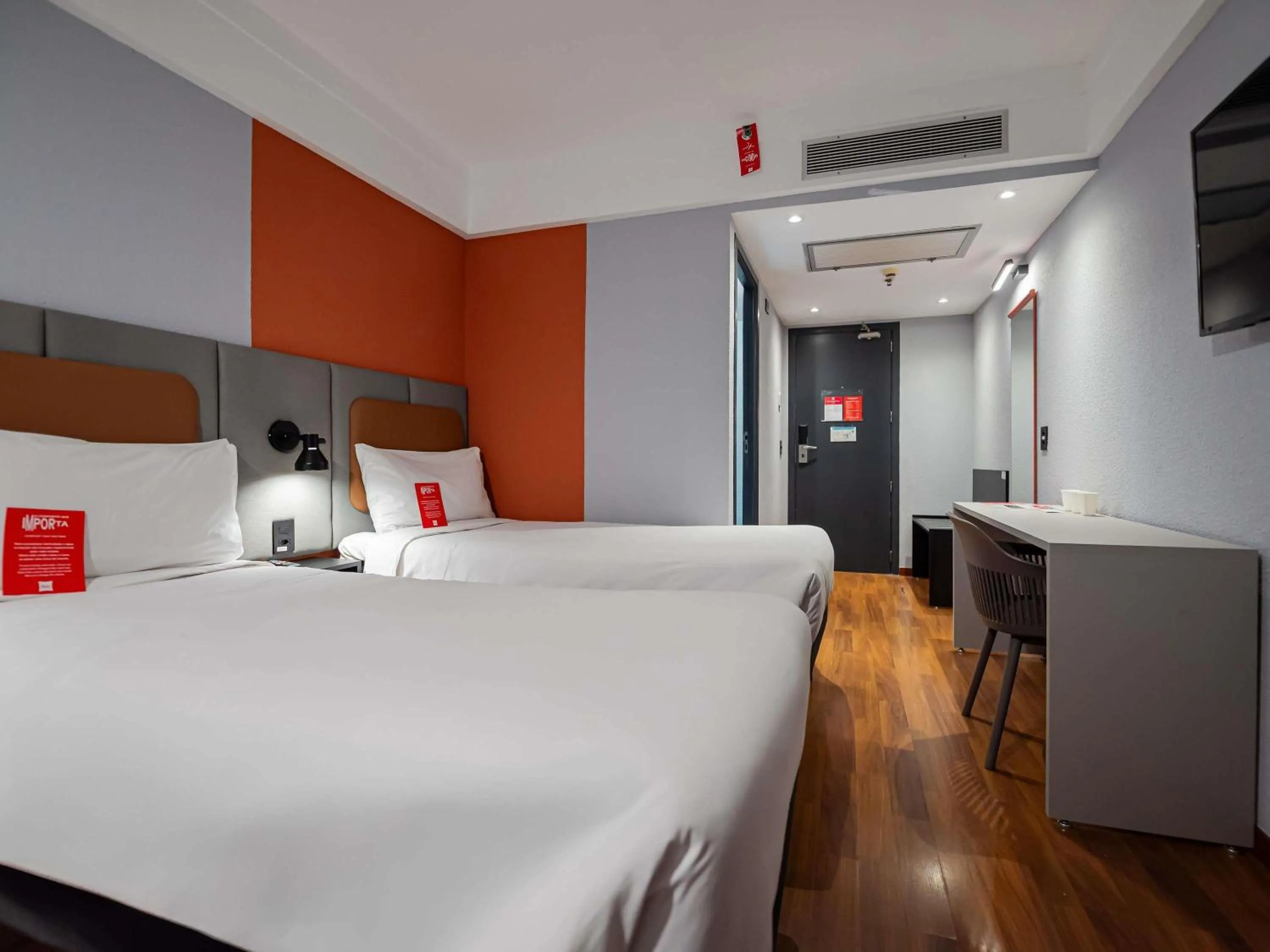 Bedroom, Bed in ibis Guarulhos Aeroporto