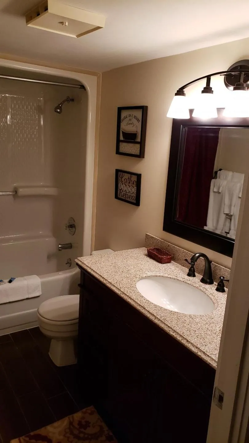 Silver Creek Unit 5404, Ski in-out, Pool Hot Tub