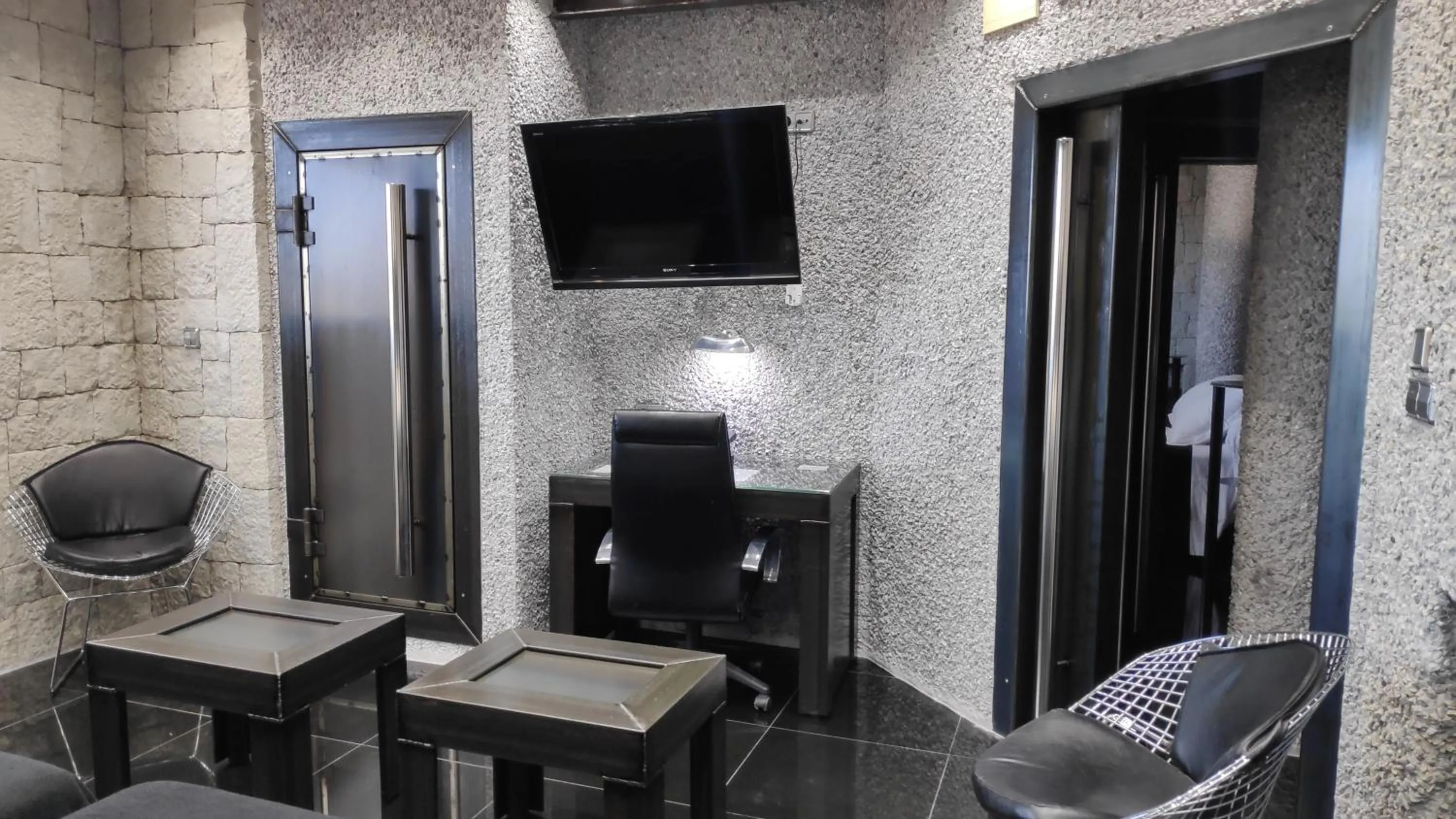 TV and multimedia in Hotel Plata