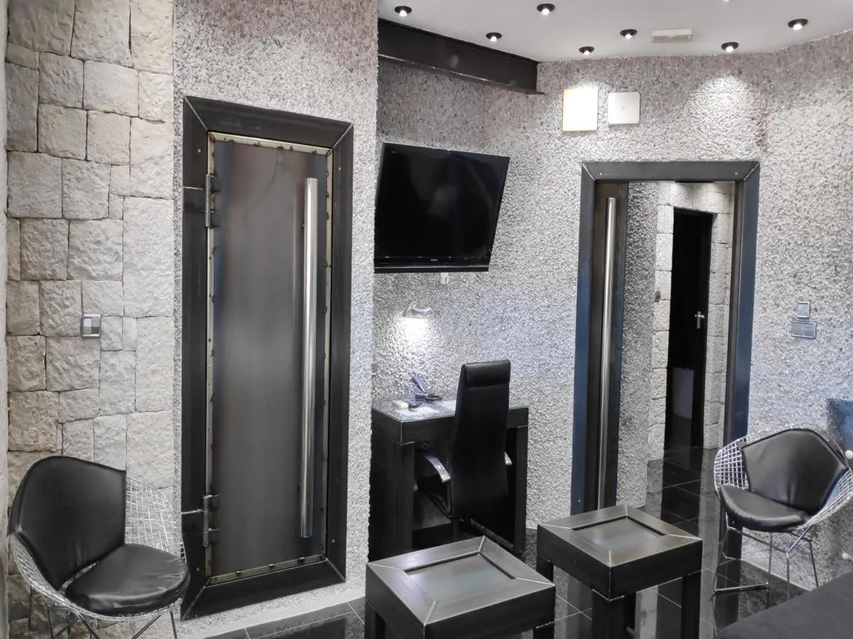 TV and multimedia in Hotel Plata