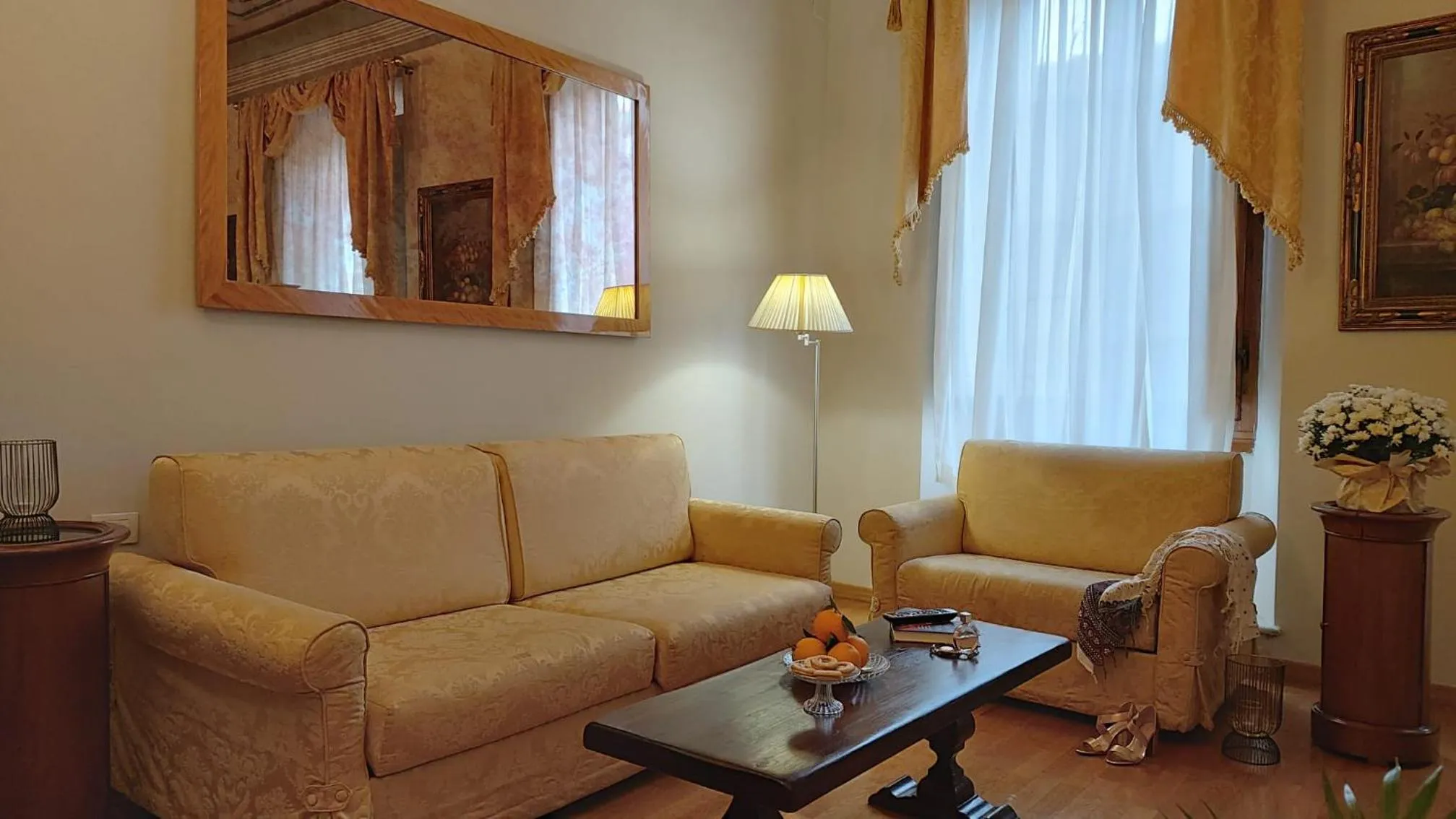 Tornabuoni La Petite Suite