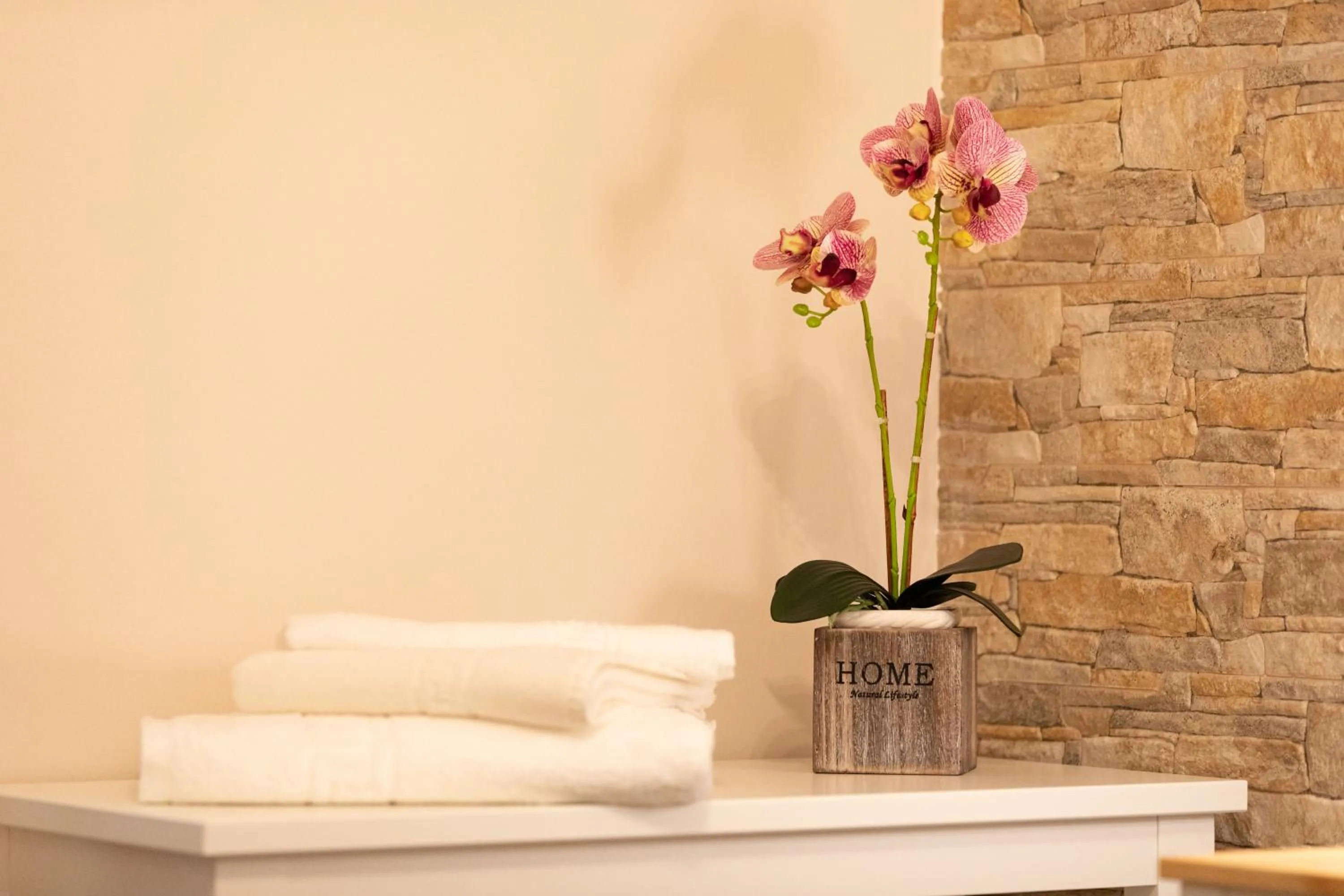 towels in Tizzy Apartment & Rooms