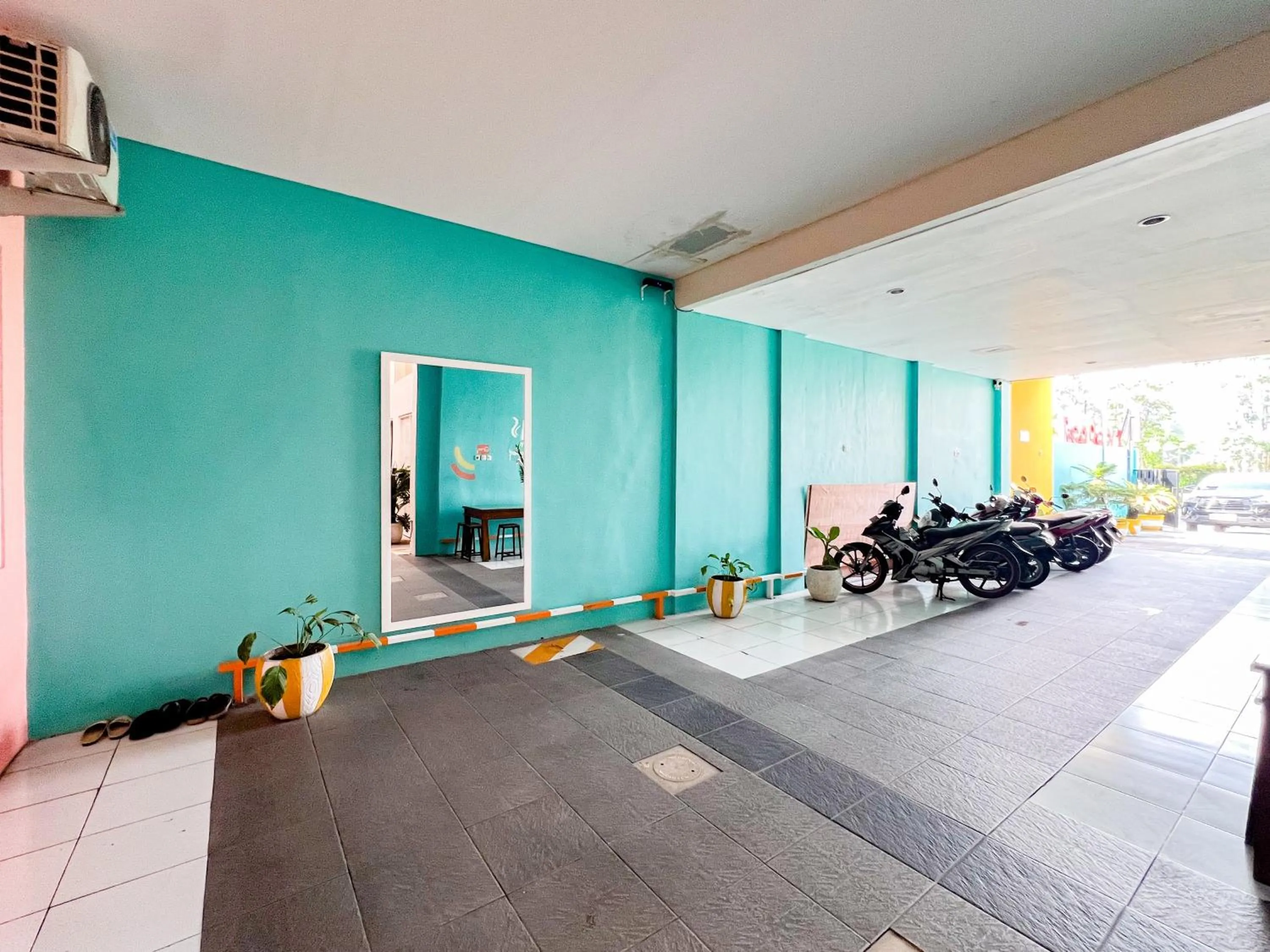 Parking in Sans Stay Bukit Palma Citraland