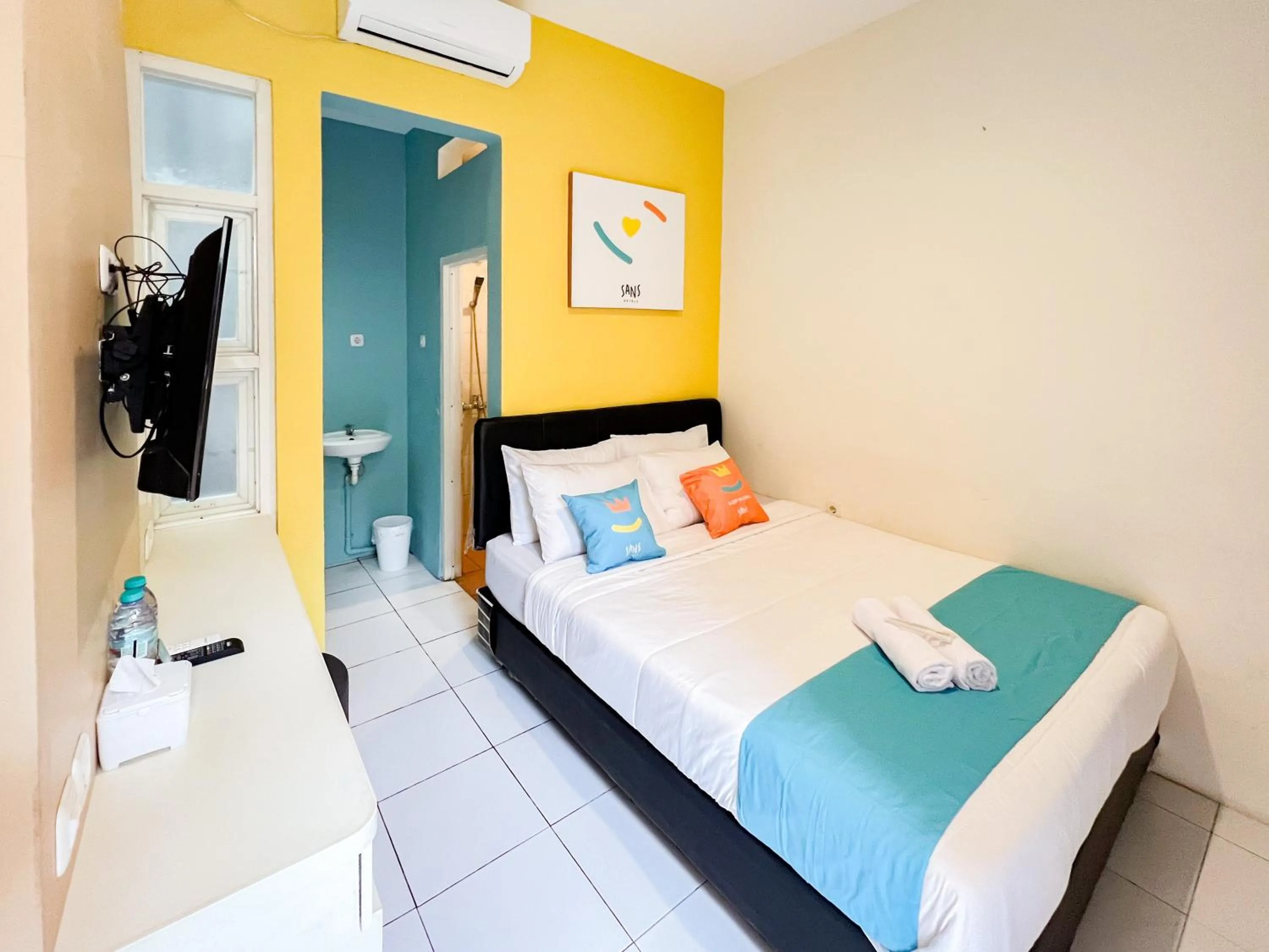 Bedroom, Bed in Sans Stay Bukit Palma Citraland