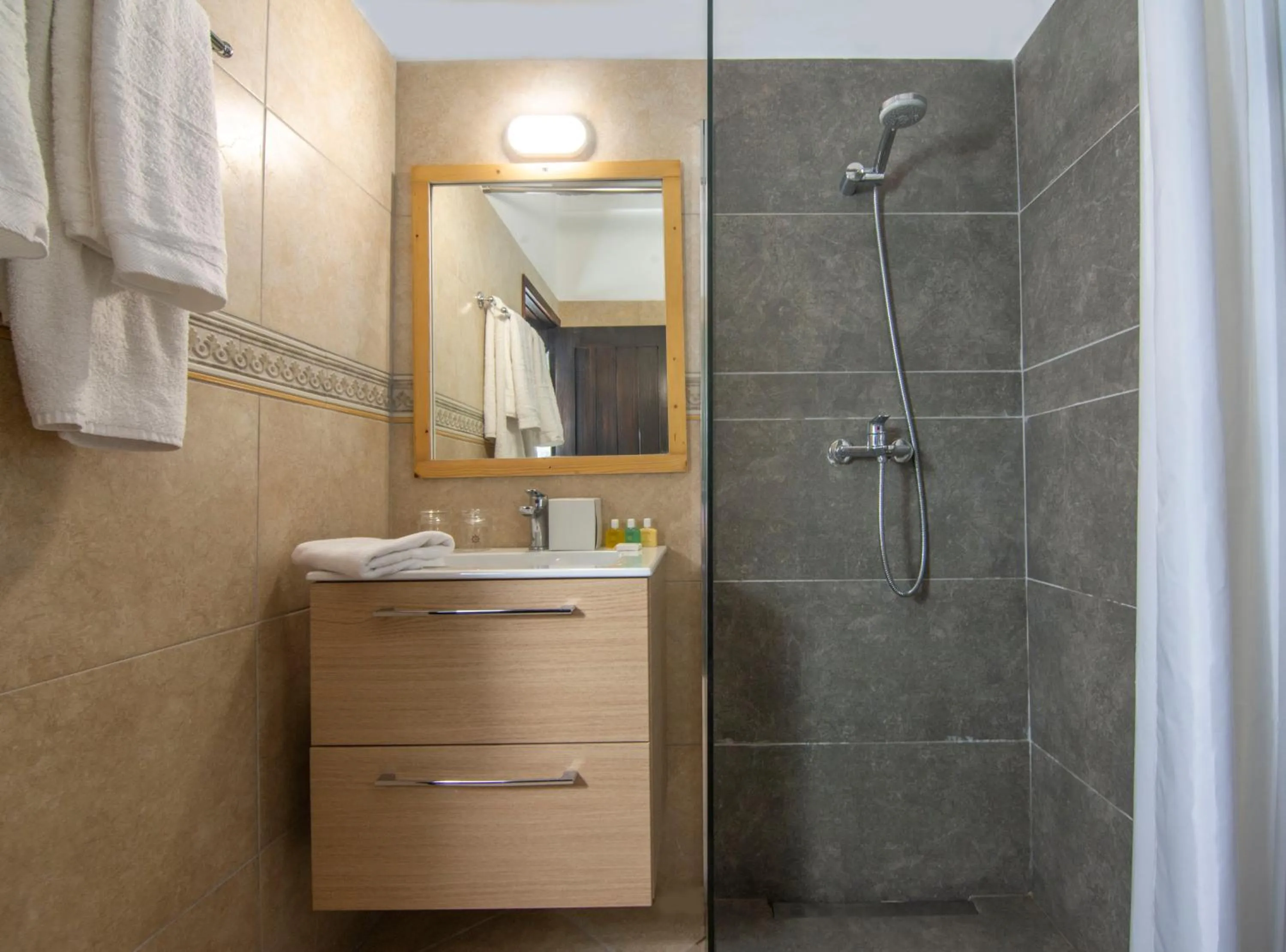 Shower in Apollo Resort