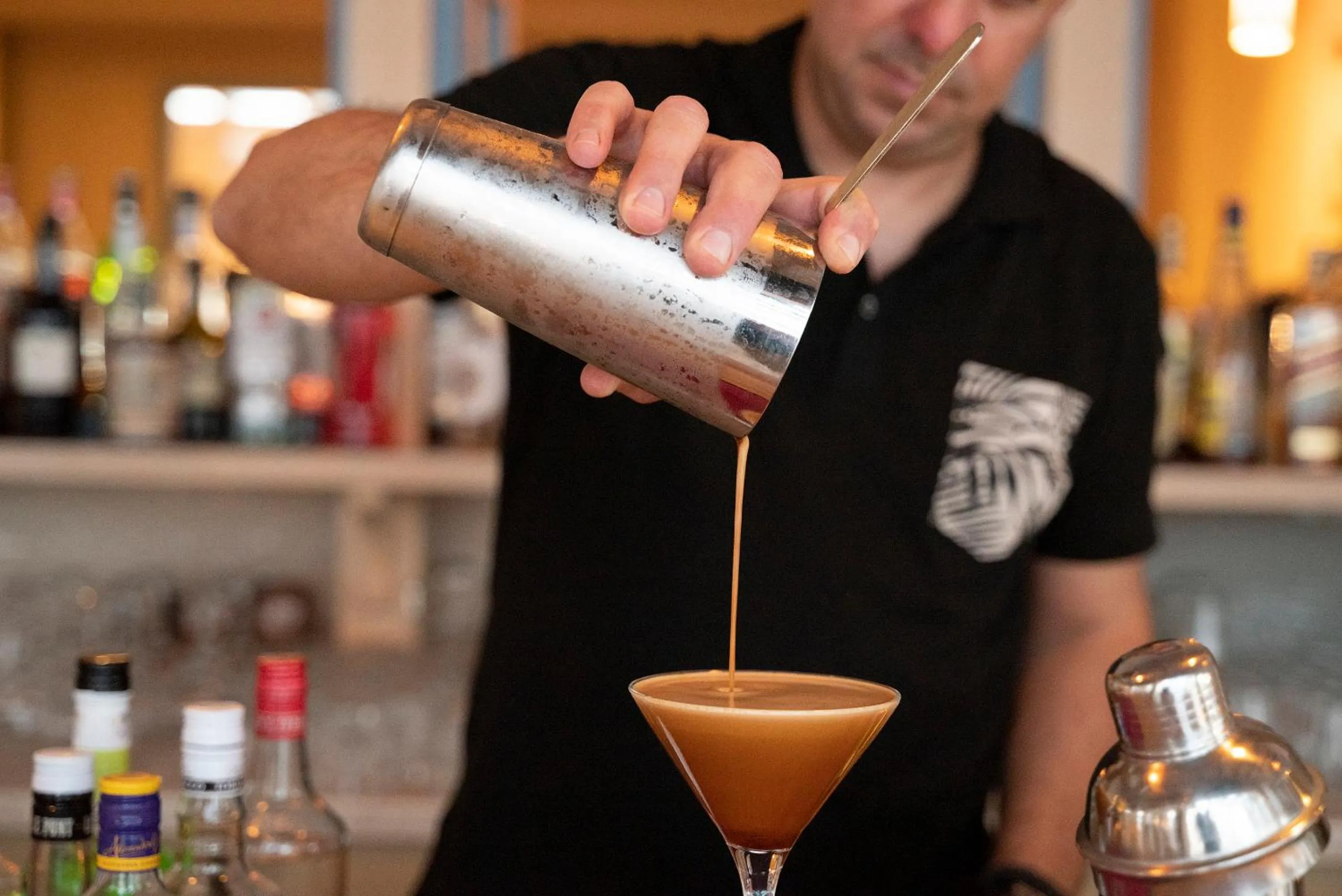 Lounge or bar in Mythos Suites Hotel