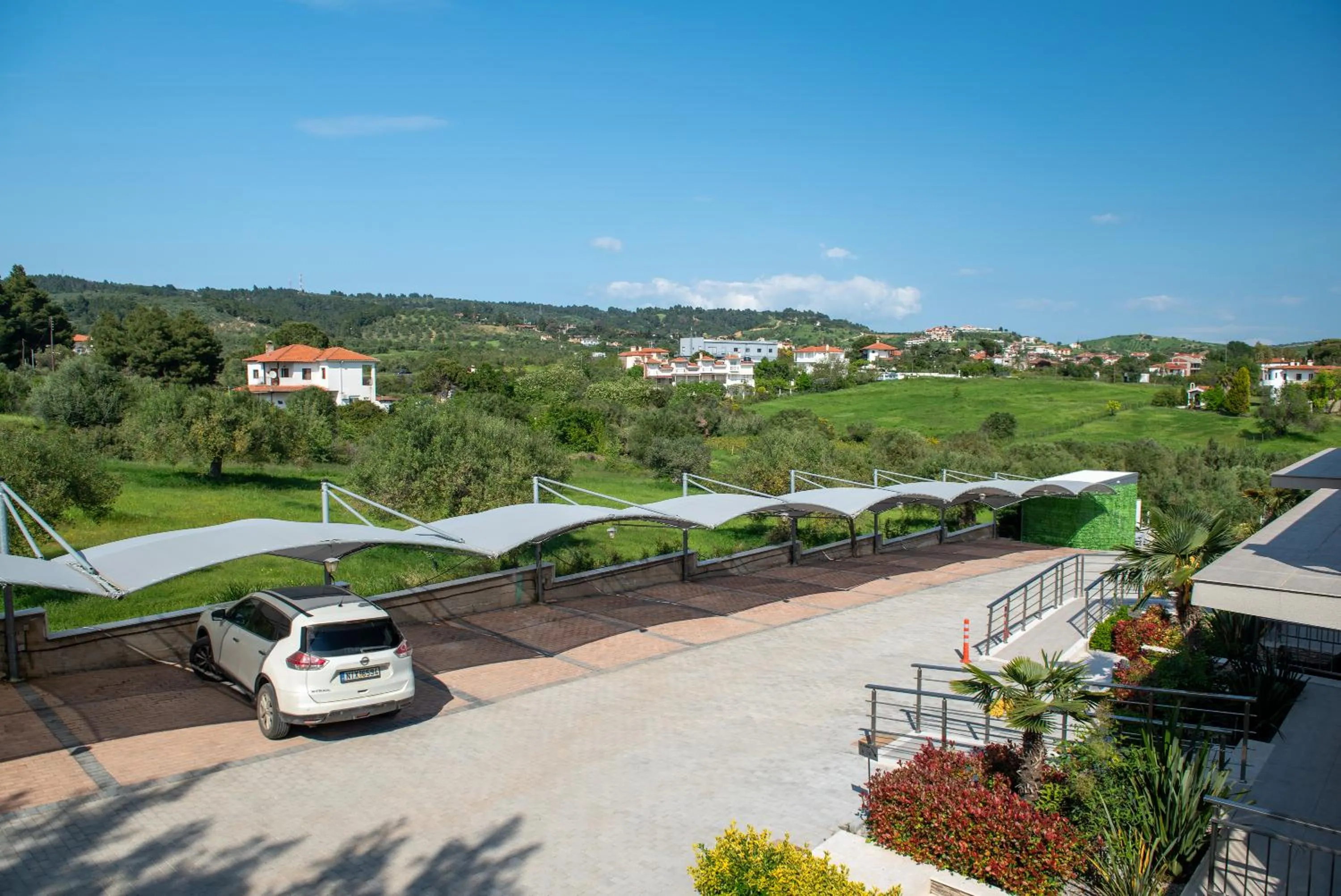 Parking in Villa Sara