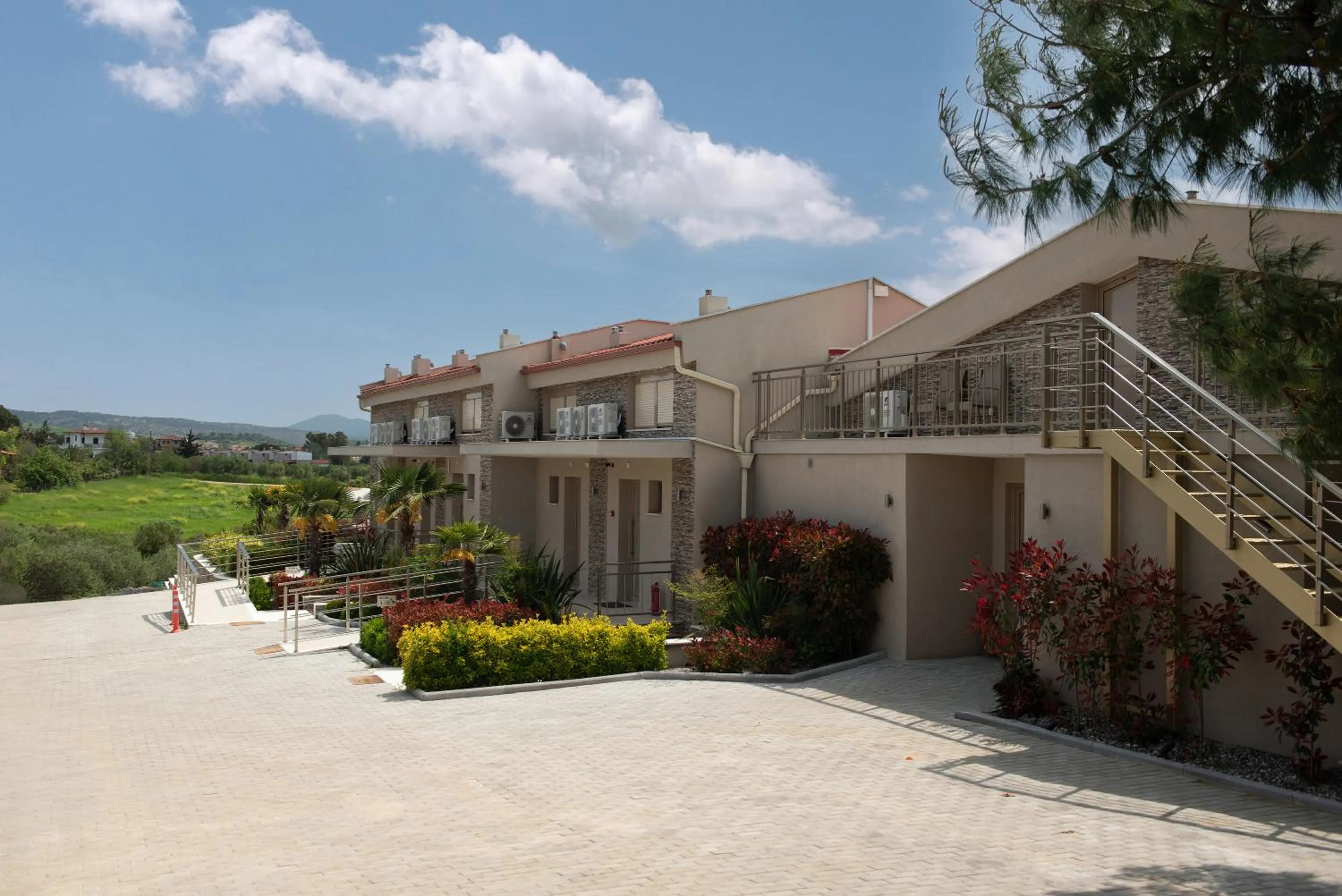 Property building in Villa Sara