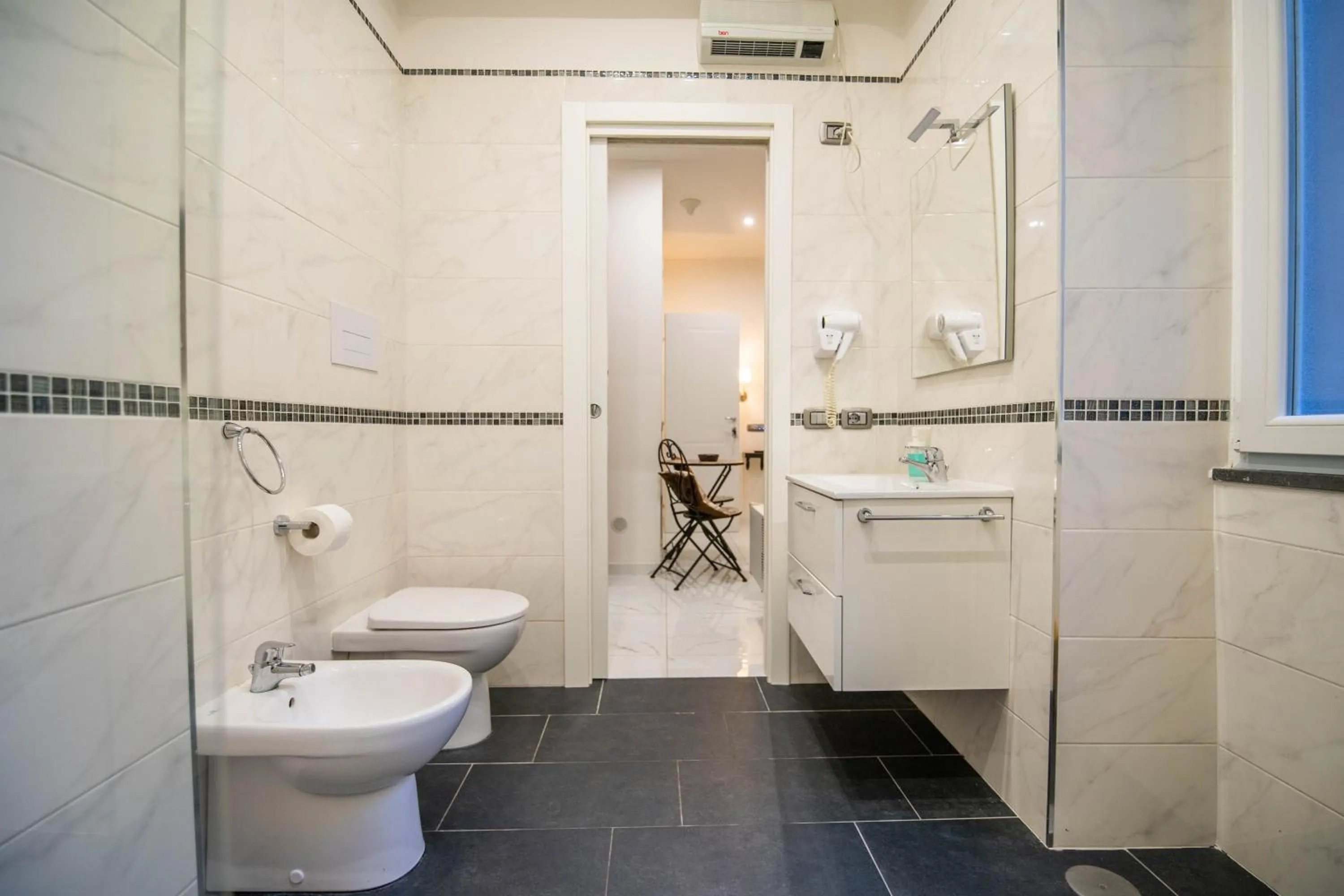 Shower in Le Suite Della Principessa