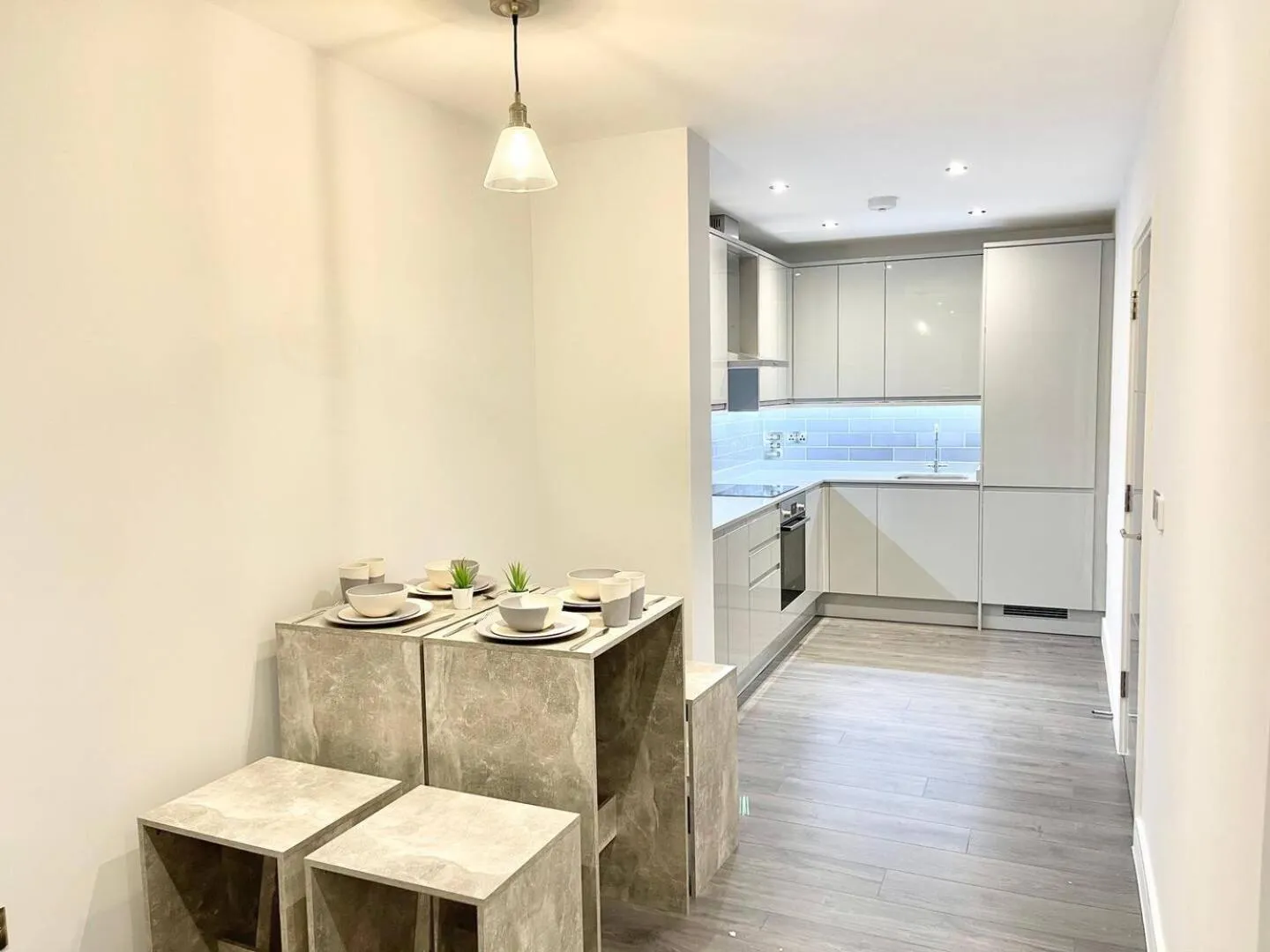 D & D Luxury Apartments