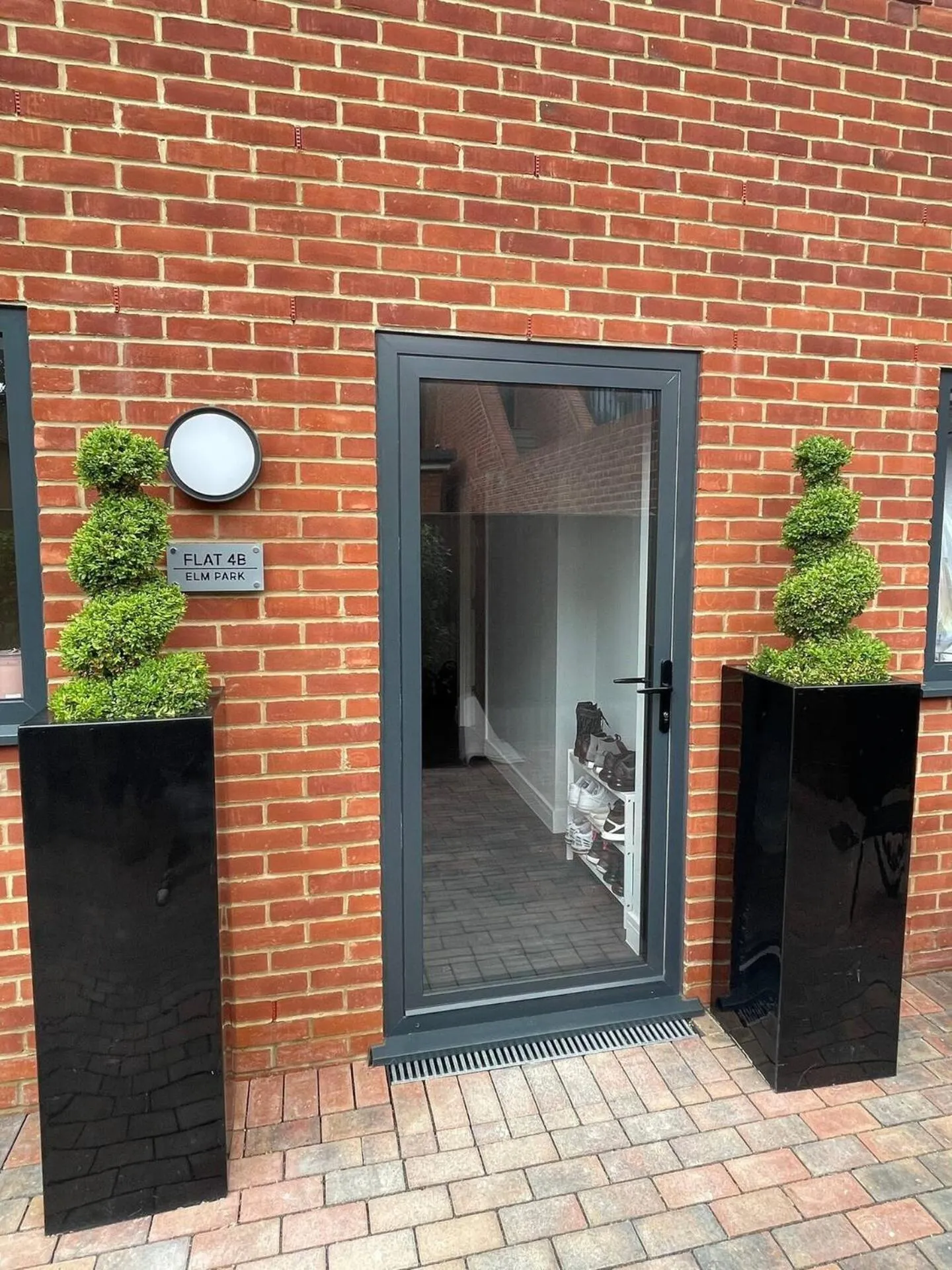 D & D Luxury Apartments