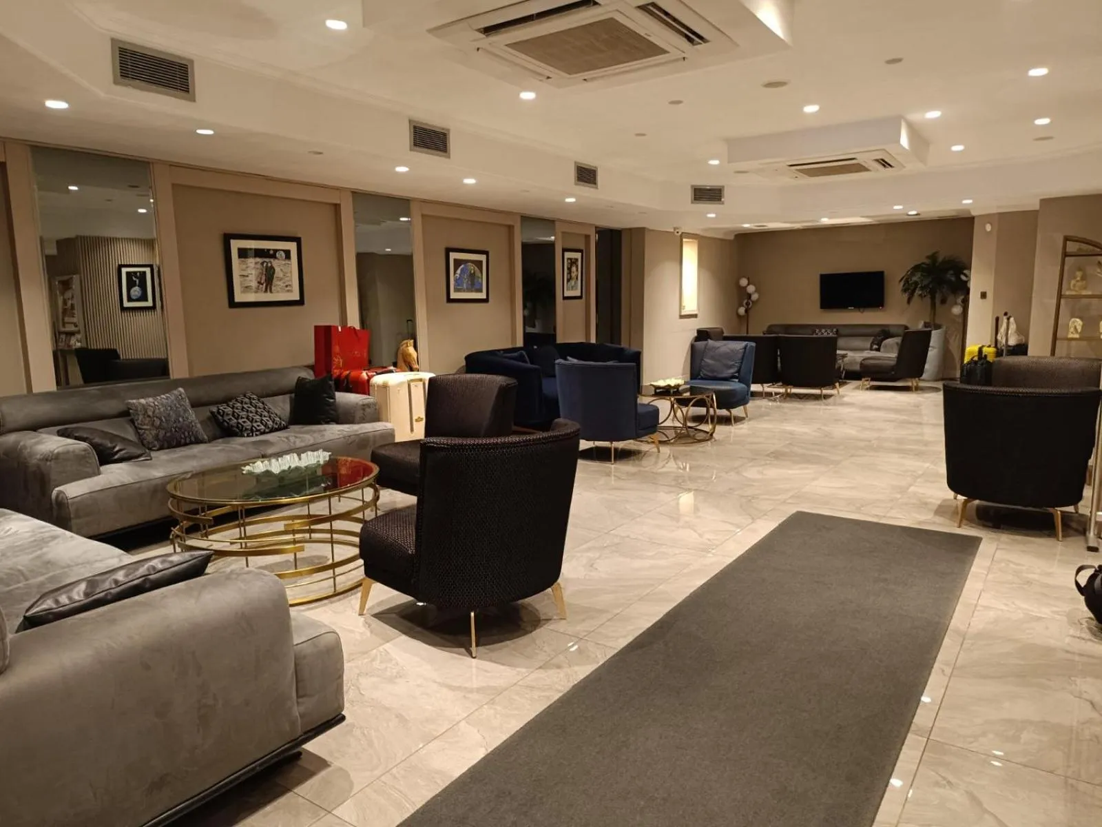 Lobby or reception in Mineo Hotel Taksim