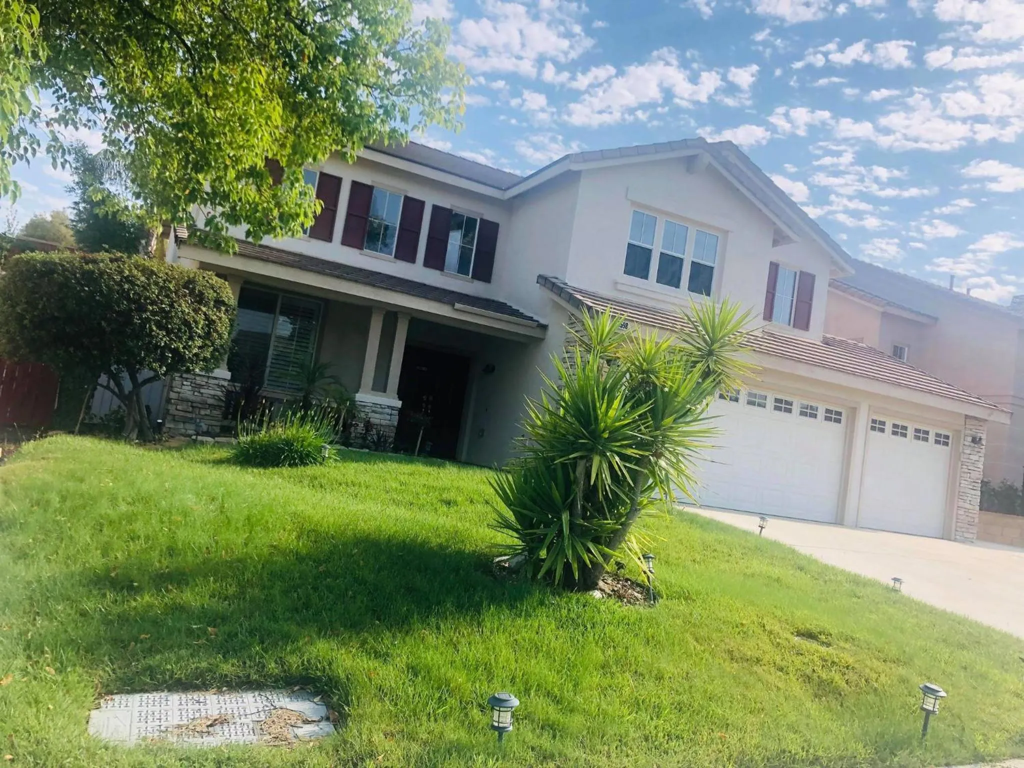 Facade/entrance in Balloons and Wine