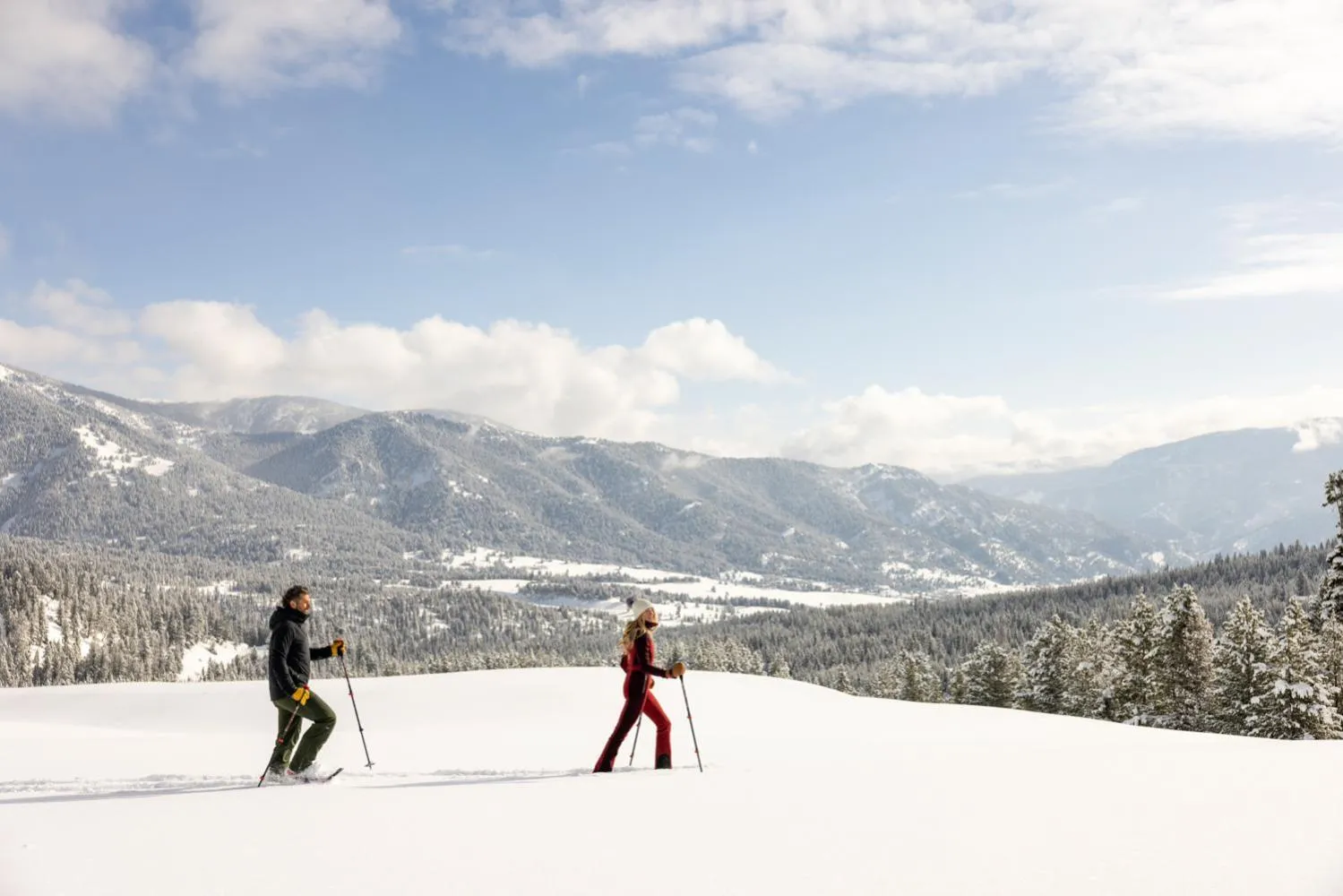 Skiing in Montage Big Sky