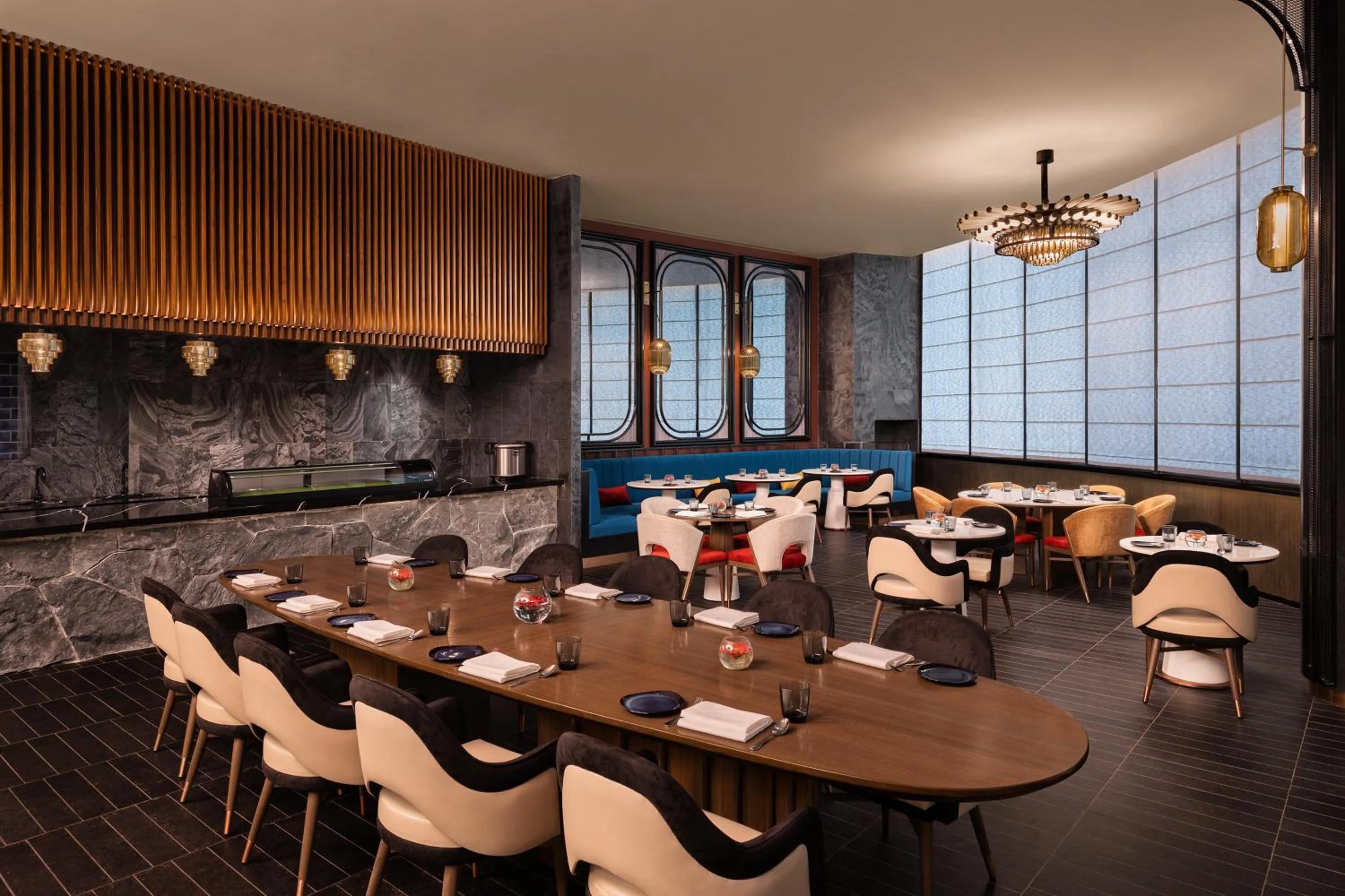 Restaurant/places to eat in Radisson Mumbai Goregaon