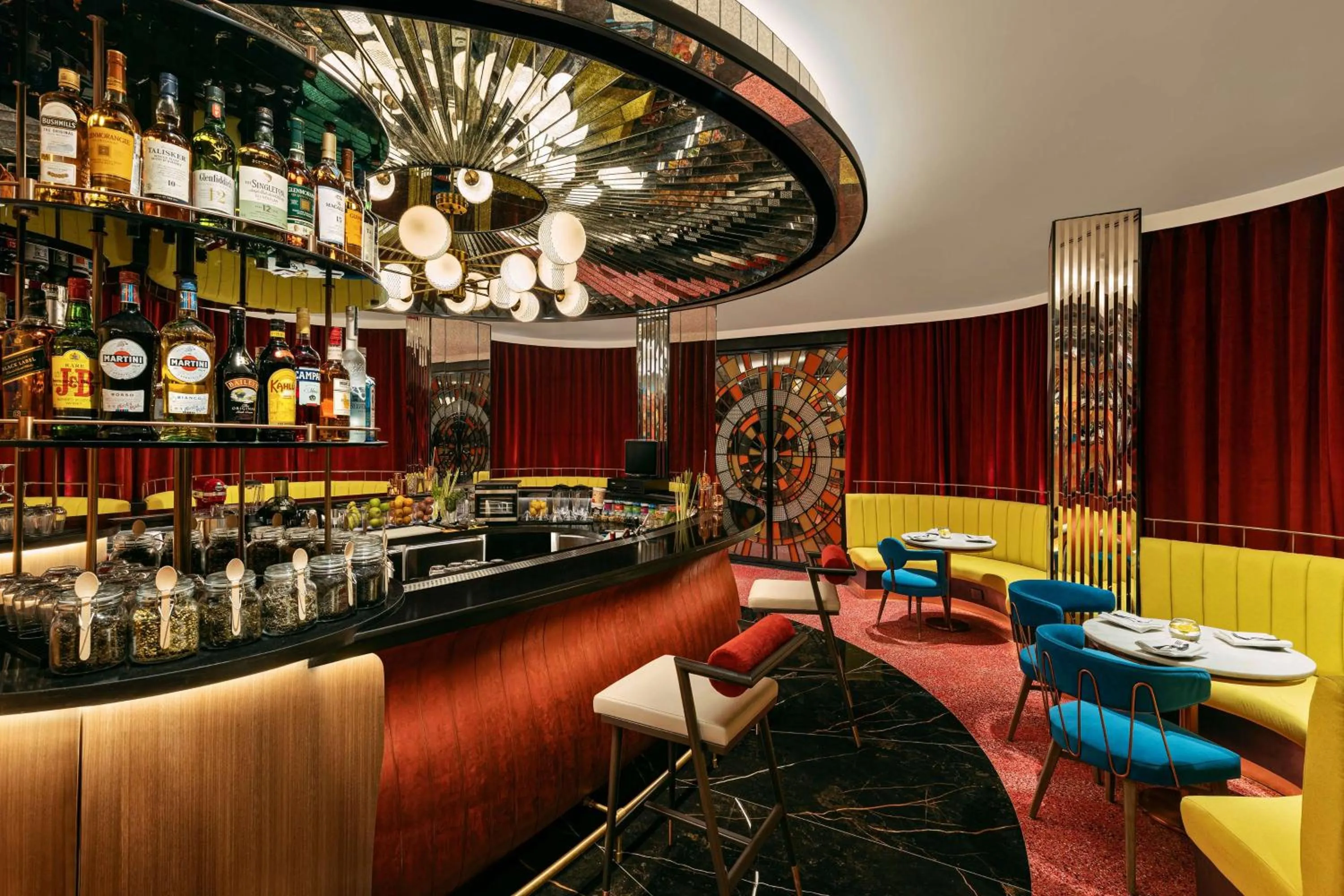 Lounge or bar in Radisson Mumbai Goregaon