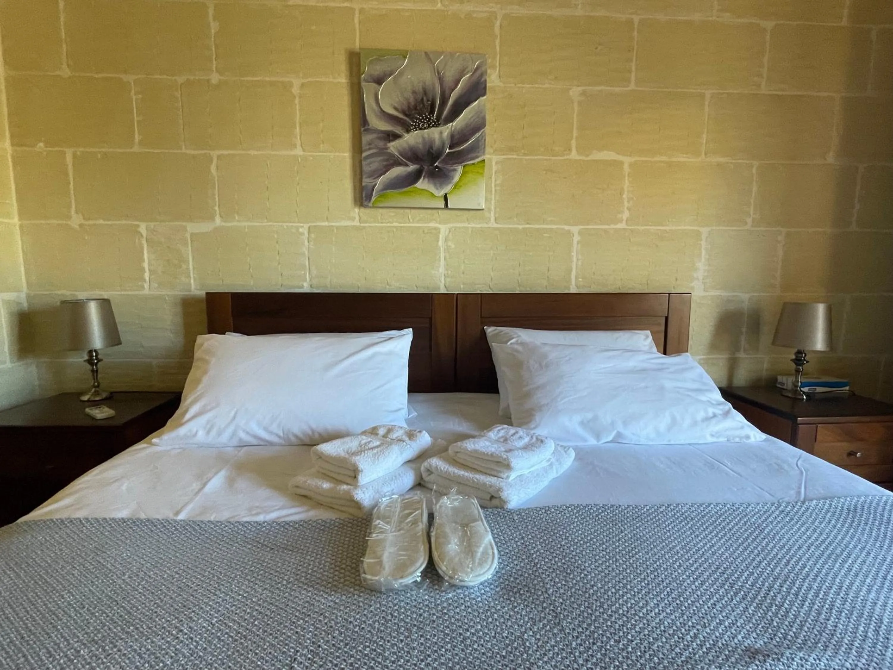 Staff, Bed in Gilju B&B