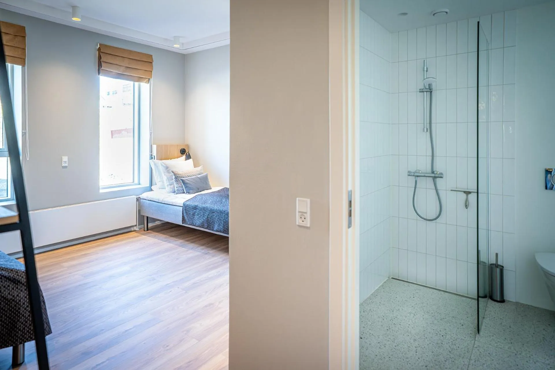 Shower, Bed in HOTEL SØMA Sisimiut