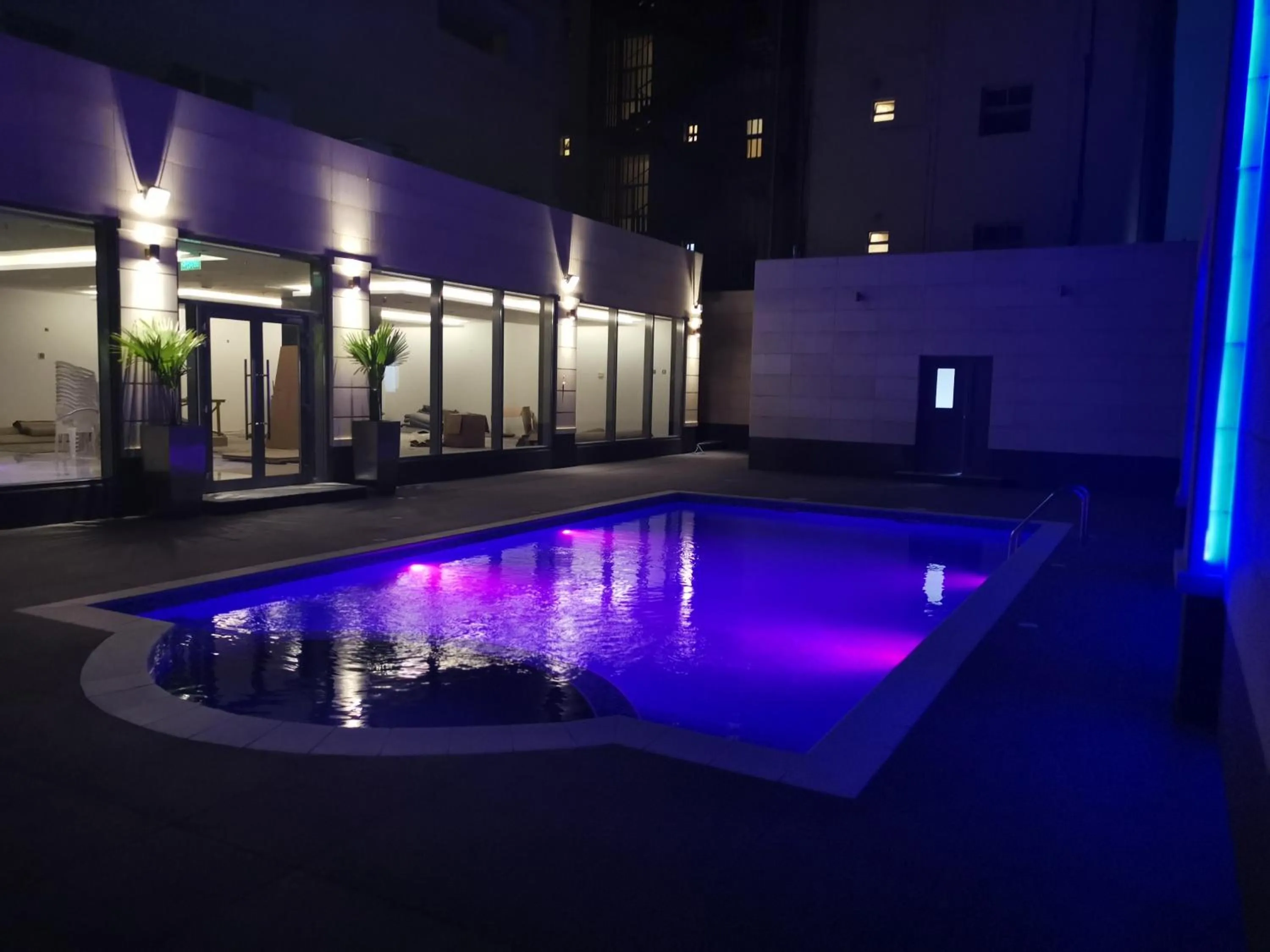 Swimming pool in Beata Garden Serviced Apartment