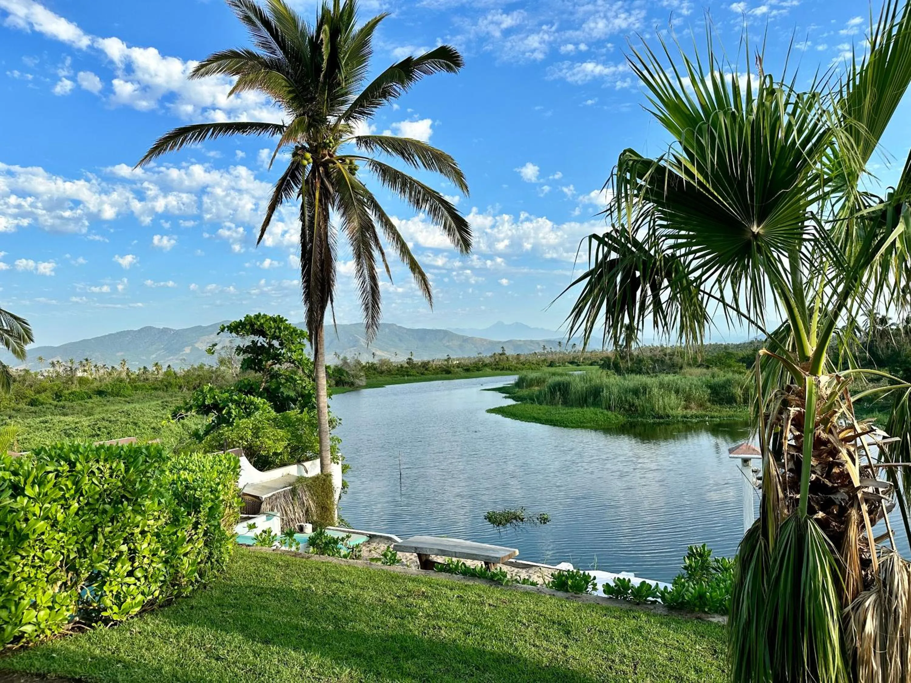Lake view in Hotel Boutique Punta Jamaica