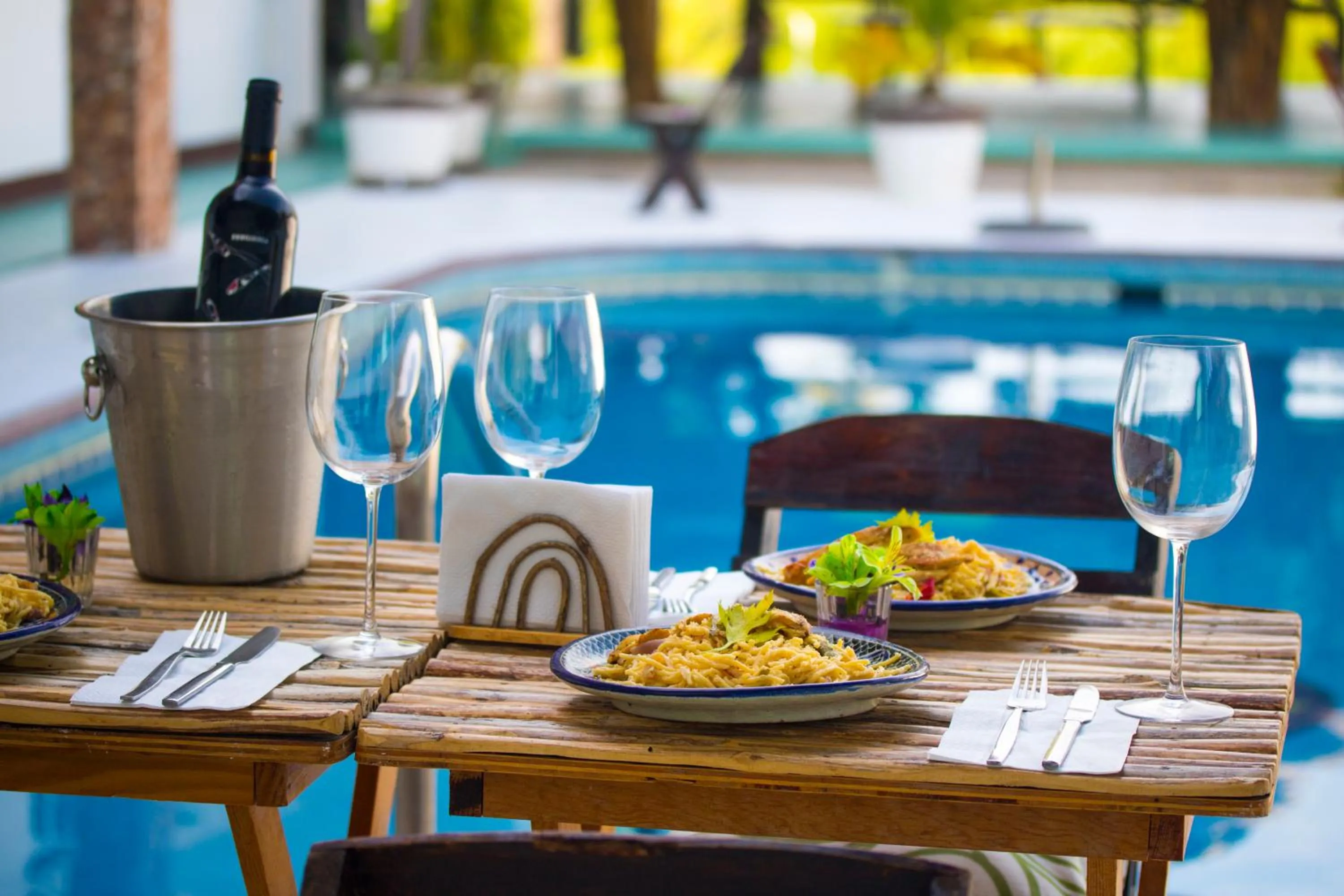 Food and drinks in Hotel Boutique Punta Jamaica