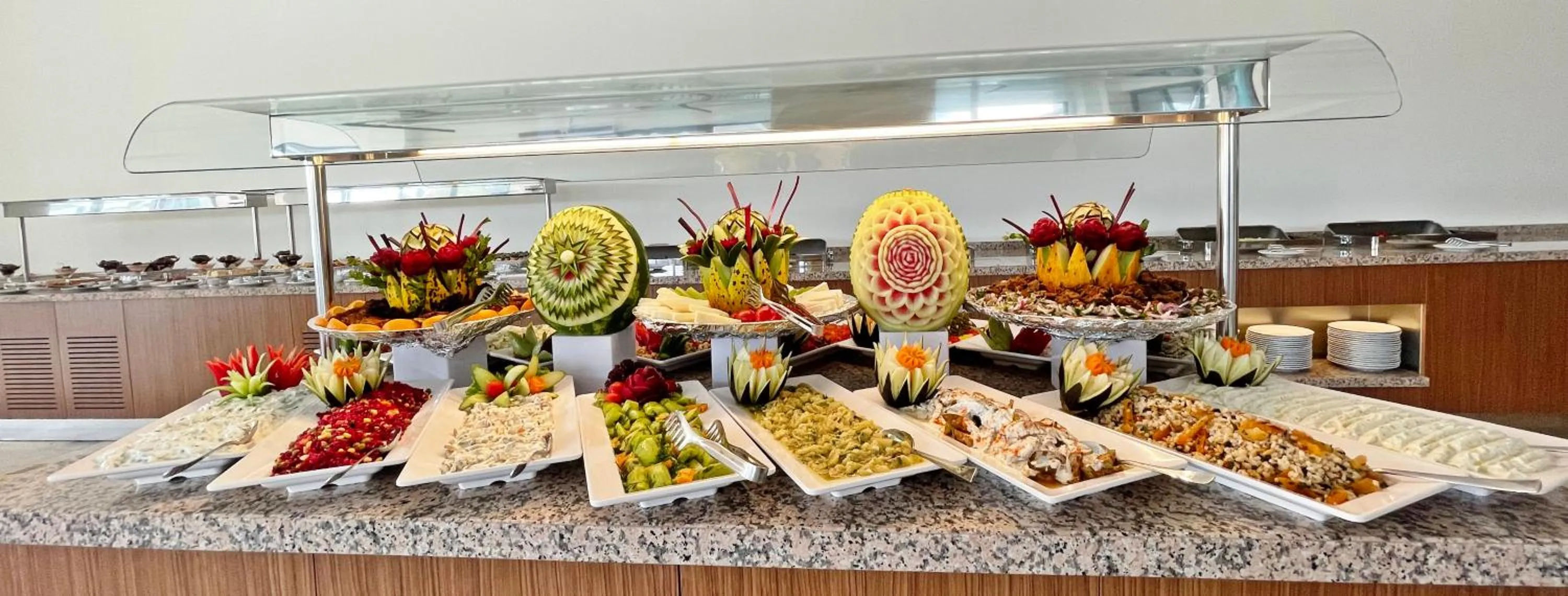 Restaurant/places to eat in TEZMADRA HOTEL